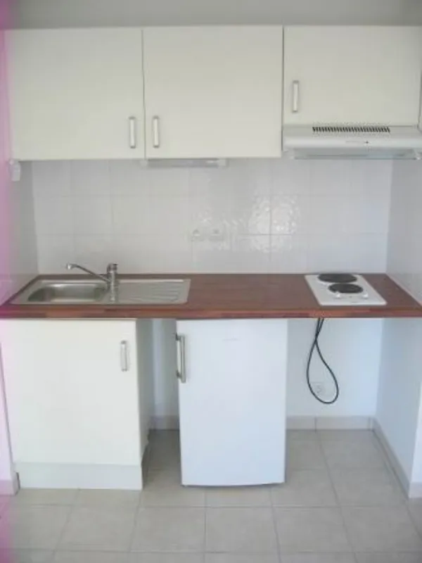 Appartement T2 à vendre à Montpellier avec terrasse, parking et location en PLS jusqu'en 2033 