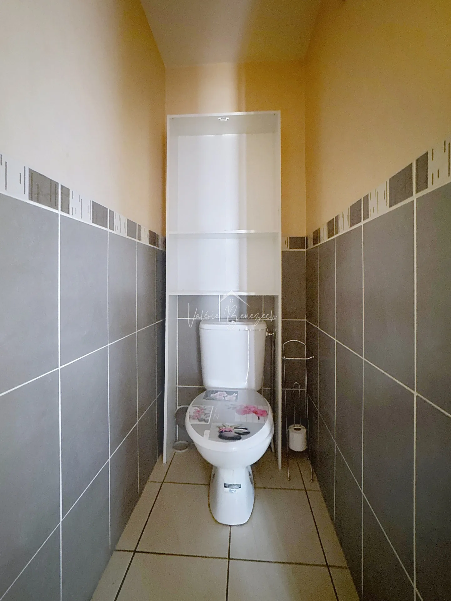 Appartement traversant T3 avec terrasse à Saint-Affrique — Quartier de la gare 