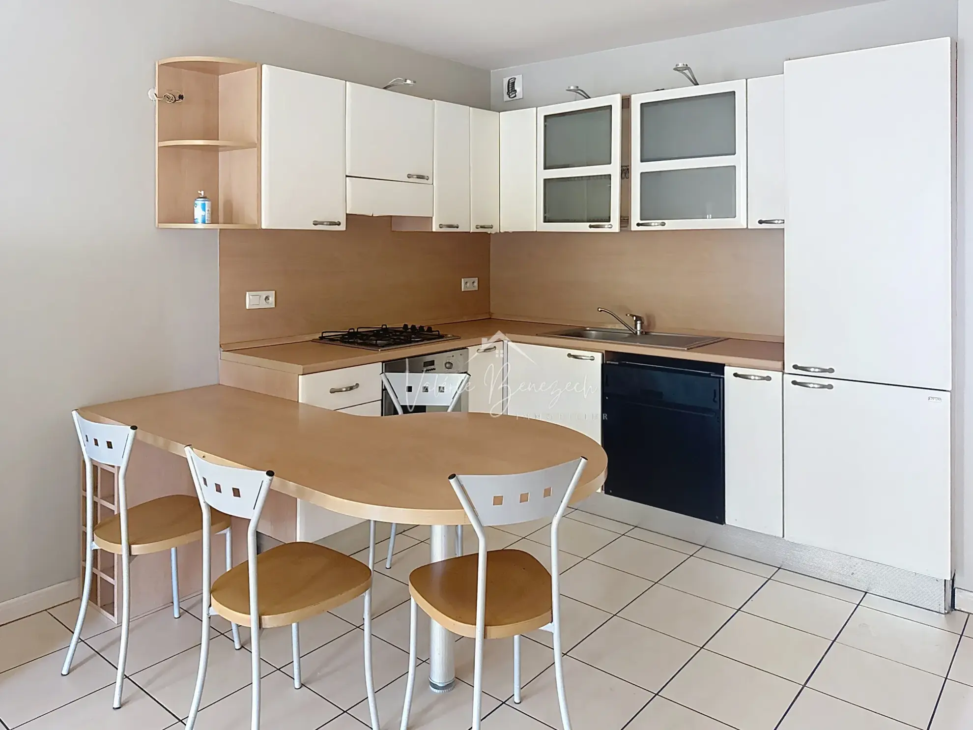 Appartement traversant T3 avec terrasse à Saint-Affrique — Quartier de la gare 