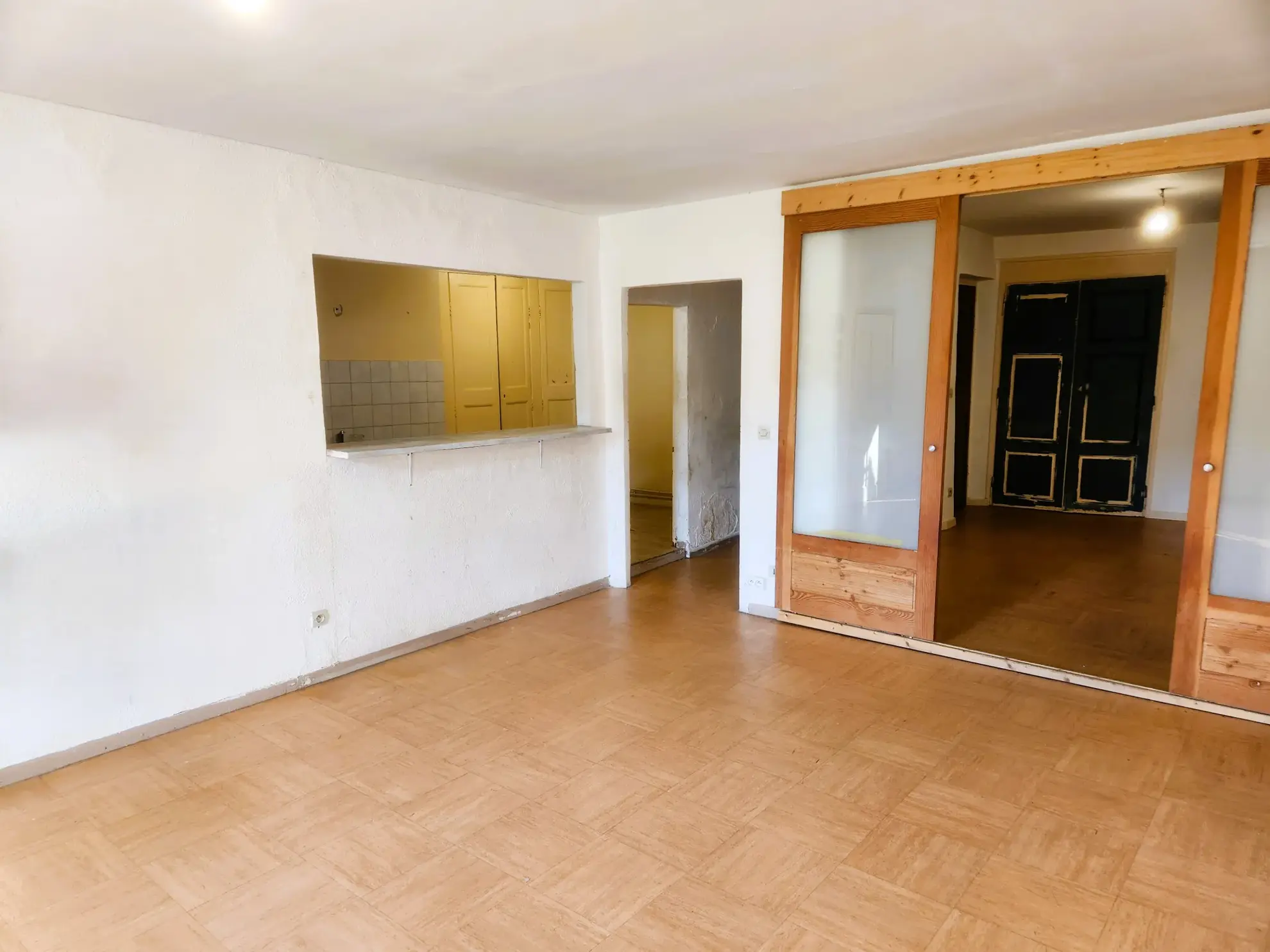 Appartement T2 à fort potentiel en centre-ville de Digne-les-Bains 