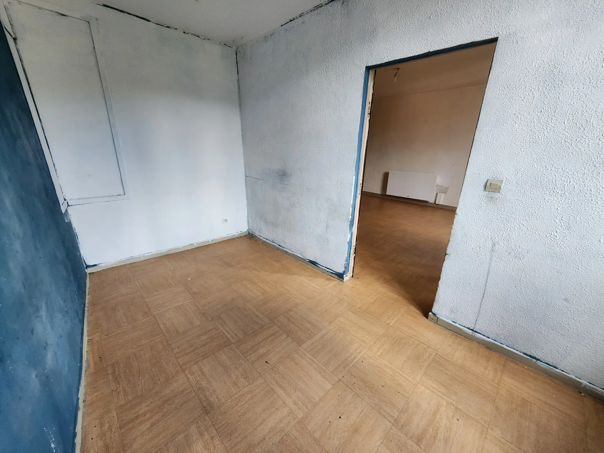 Appartement T2 à fort potentiel en centre-ville de Digne-les-Bains 