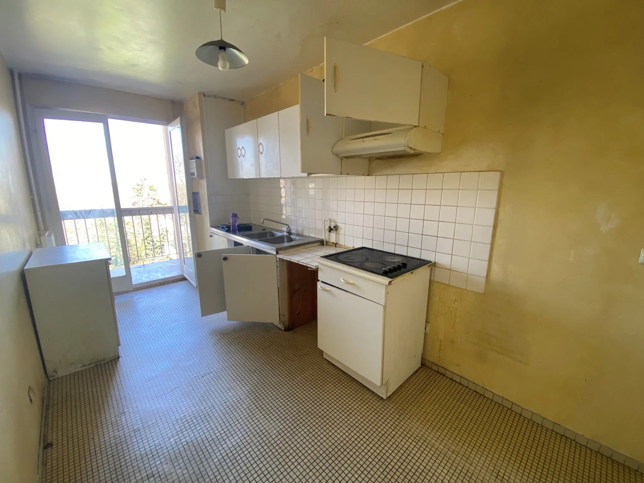 Appartement 4 pièces à vendre à Évry-Courcouronnes, 77 m² avec parking et cave 