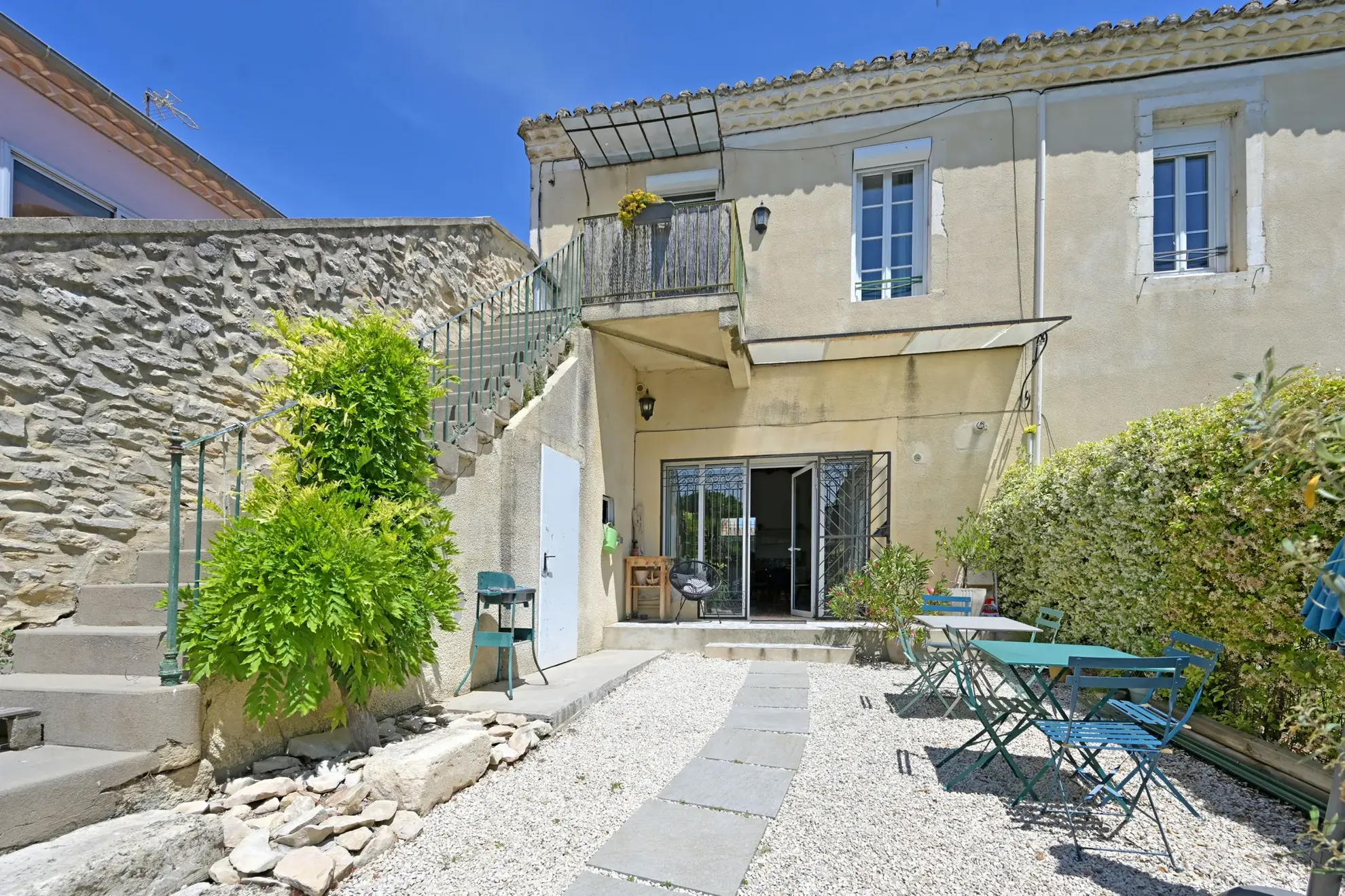 Maison de village à Bernis avec jardin, parking et 3 chambres - Belle opportunité dans le Gard 