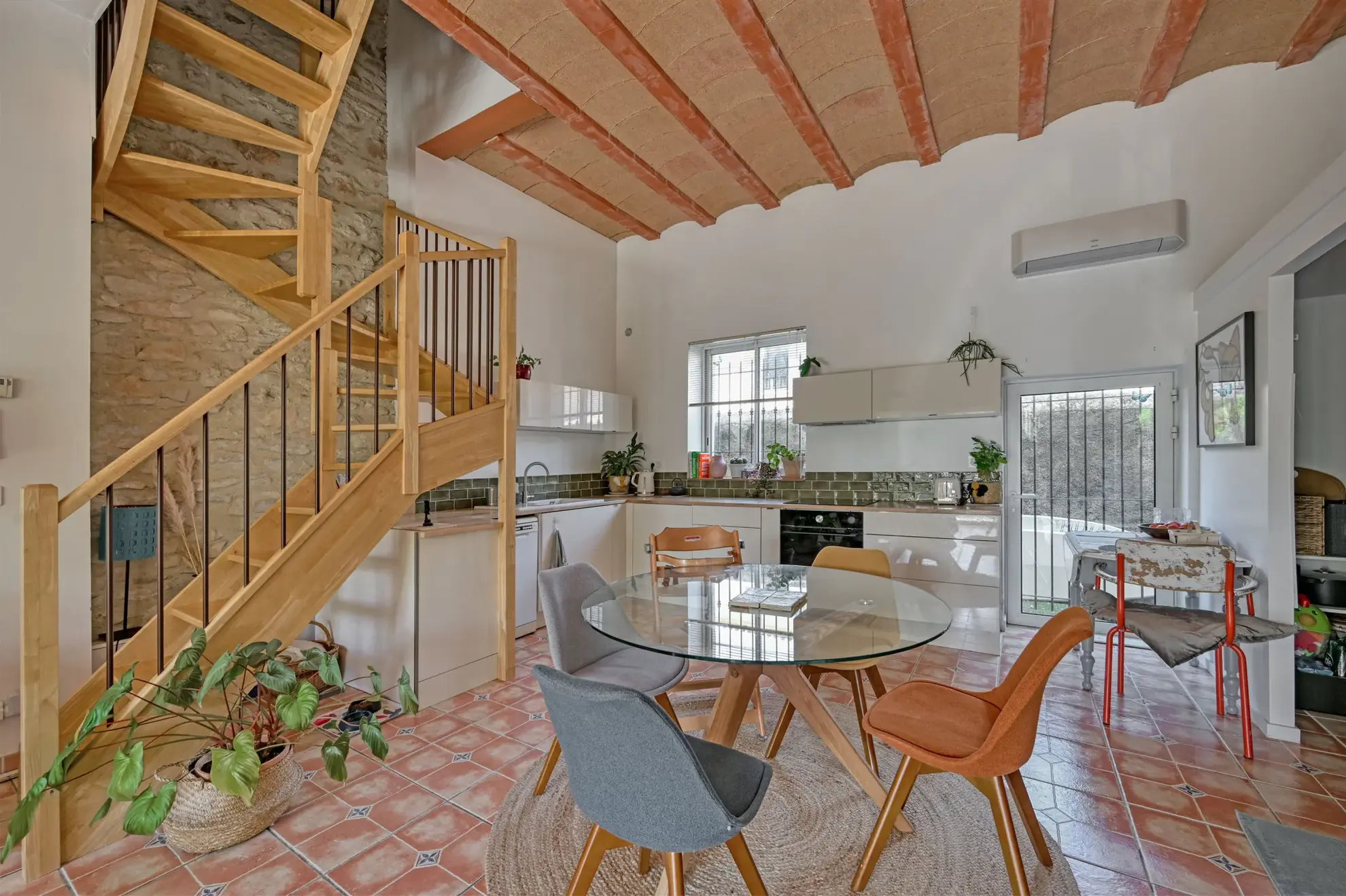 Maison de village à Bernis avec jardin, parking et 3 chambres - Belle opportunité dans le Gard