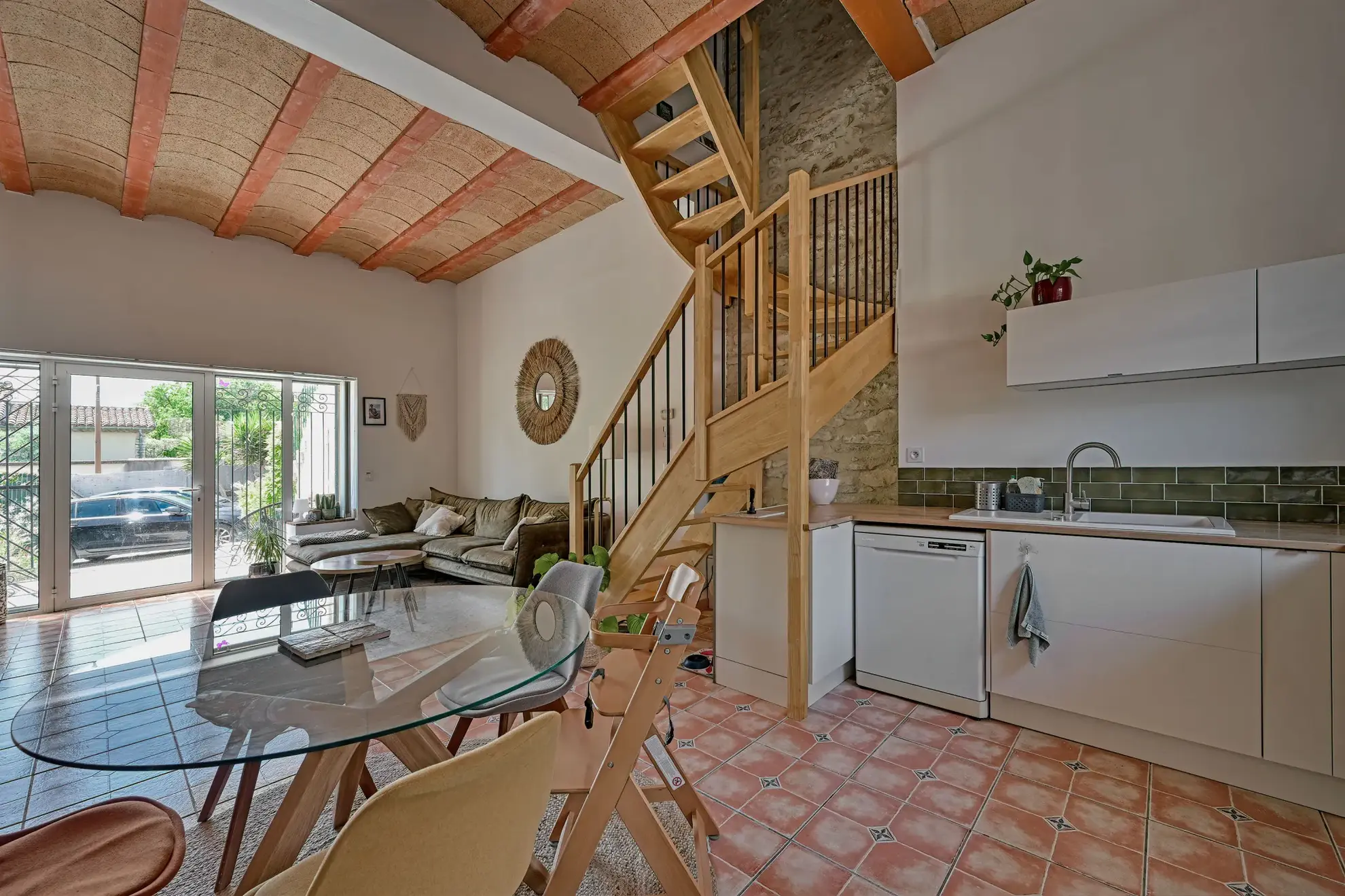 Maison de village à Bernis avec jardin, parking et 3 chambres - Belle opportunité dans le Gard 