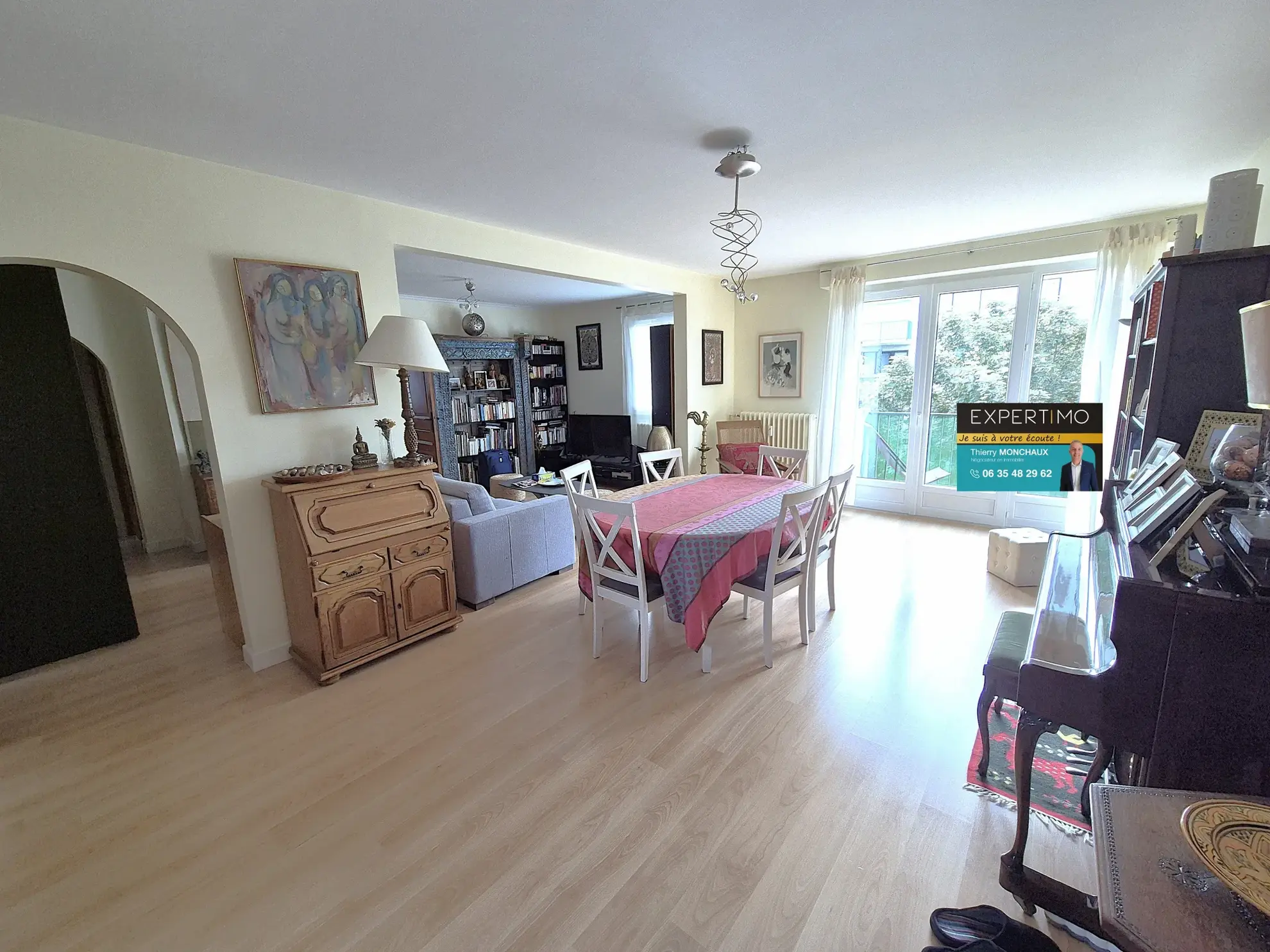 Appartement T5 lumineux de 91 m² avec cave et parking à Poitiers 