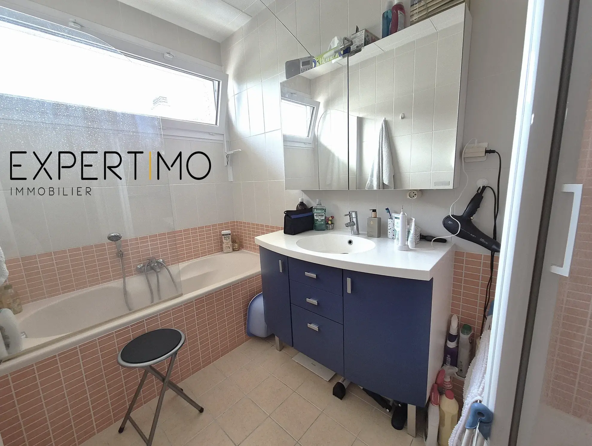Appartement T5 lumineux de 91 m² avec cave et parking à Poitiers 