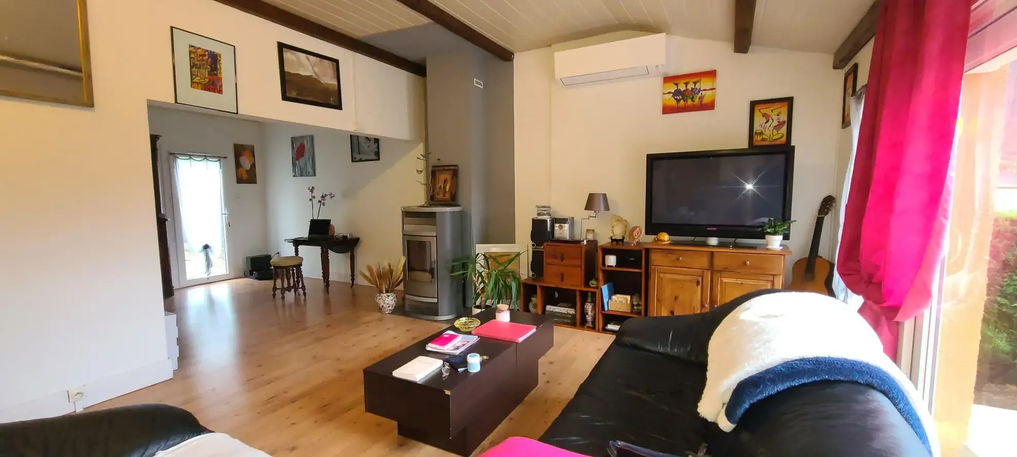 Maison T3 de 84 m² avec jardin et garage à Bertren, parfaite pour family ou couple 