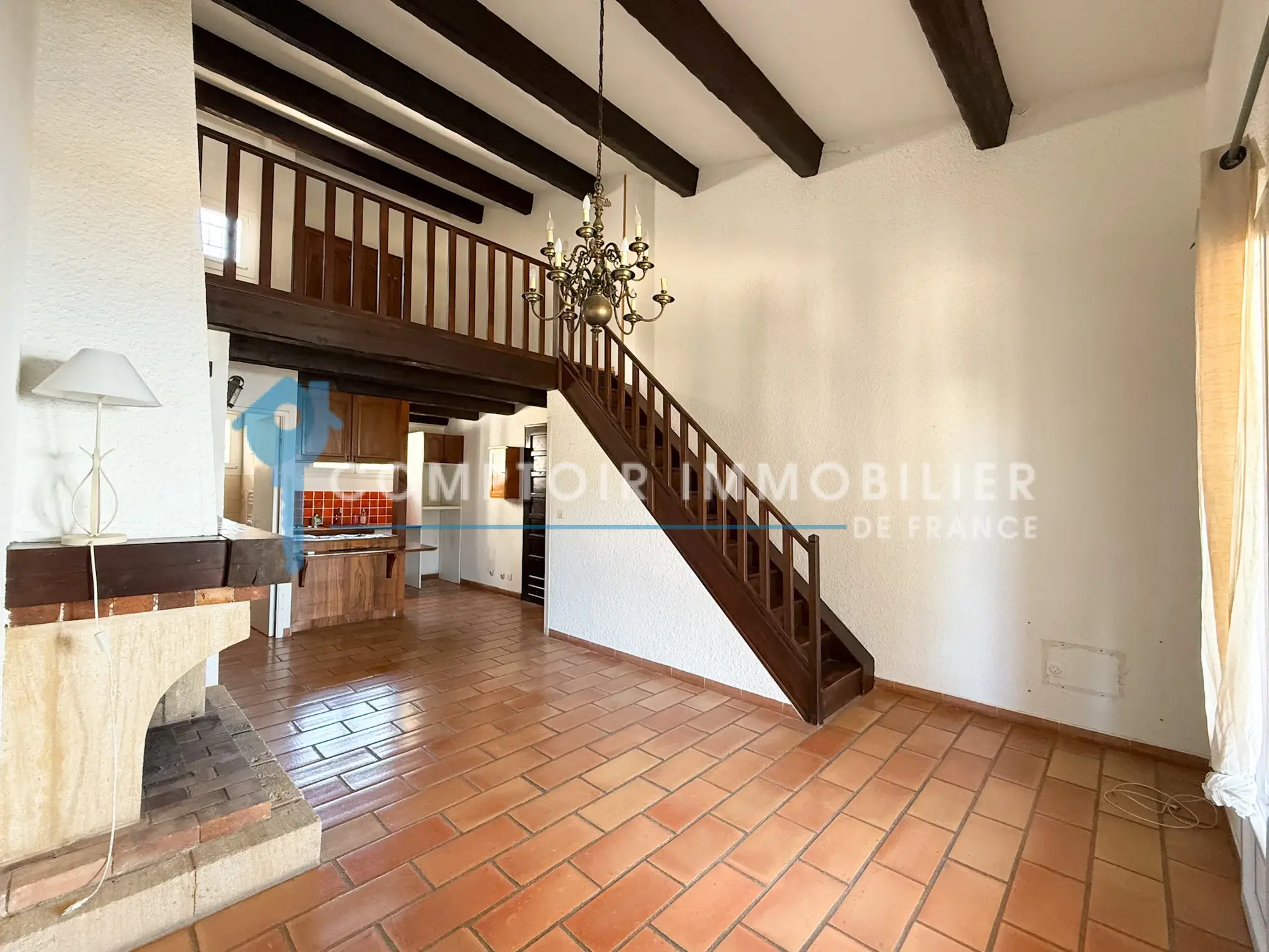 Appartement T2 en front de mer avec balcon et parking à Sausset-les-Pins 