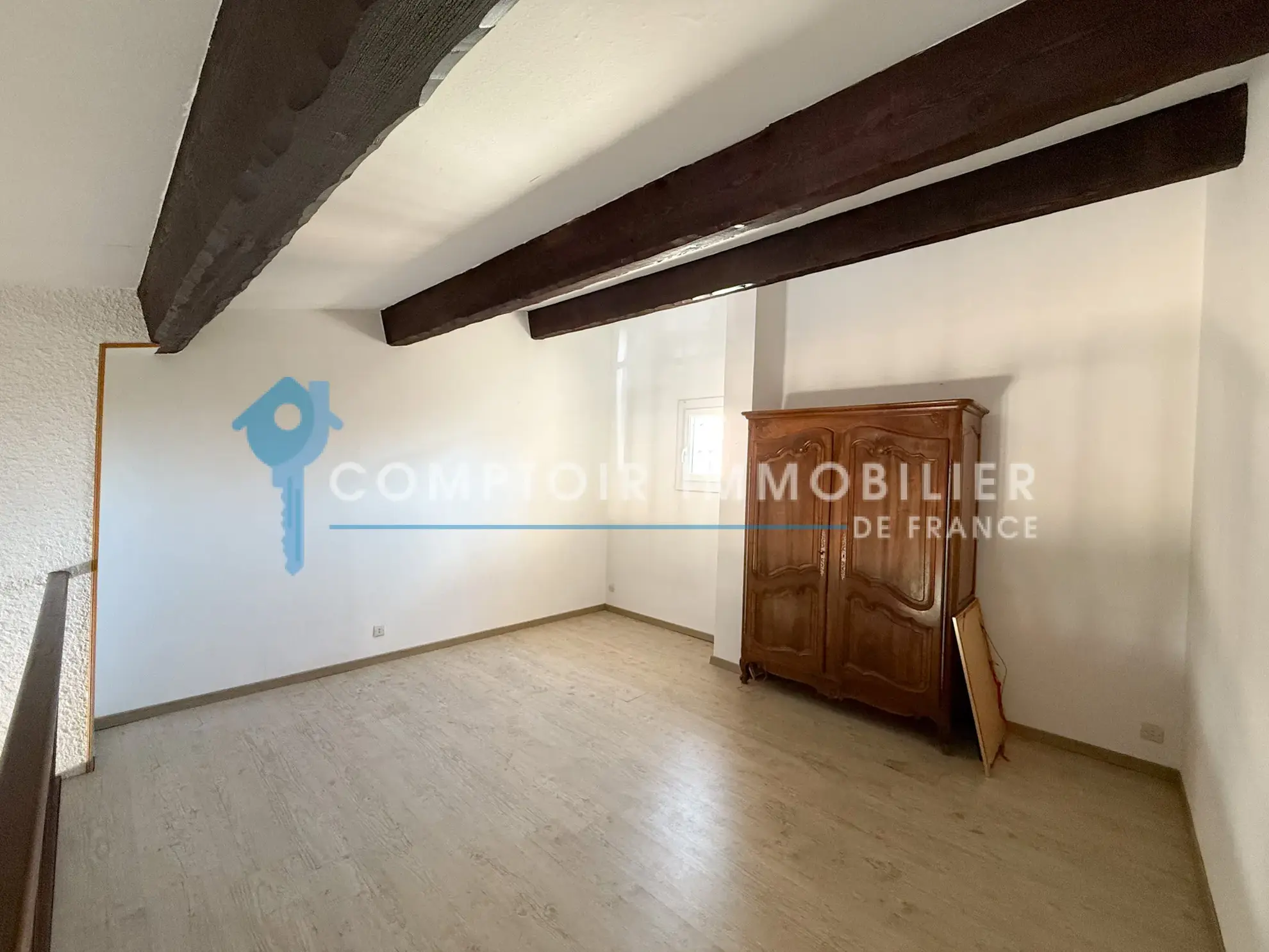 Appartement T2 en front de mer avec balcon et parking à Sausset-les-Pins 