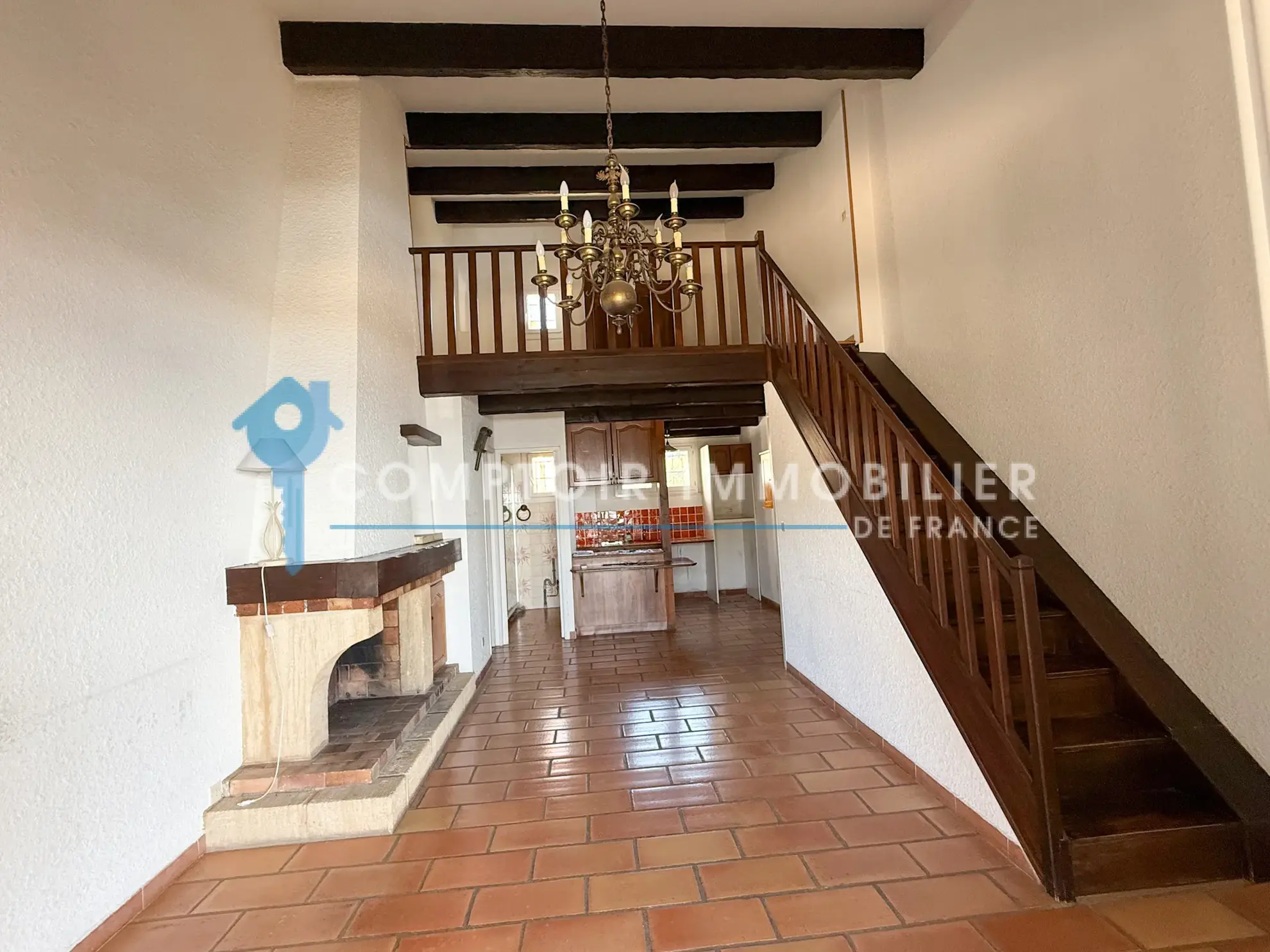 Appartement T2 en front de mer avec balcon et parking à Sausset-les-Pins 