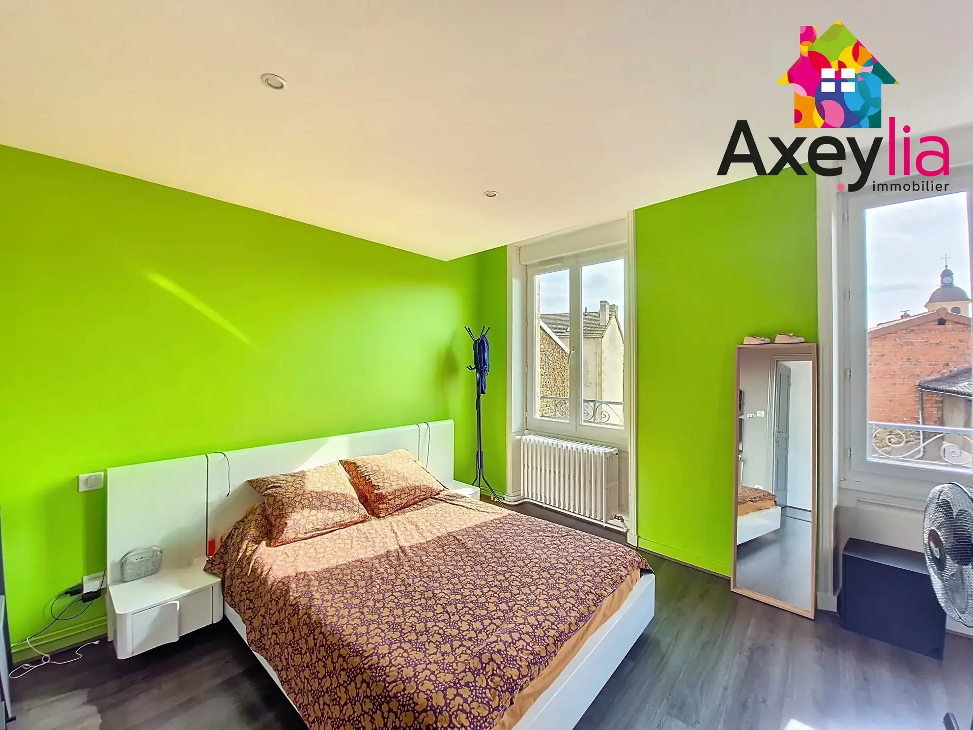 Maison 4 Chambres à Charlieu avec Cour Privative et Dépendance 