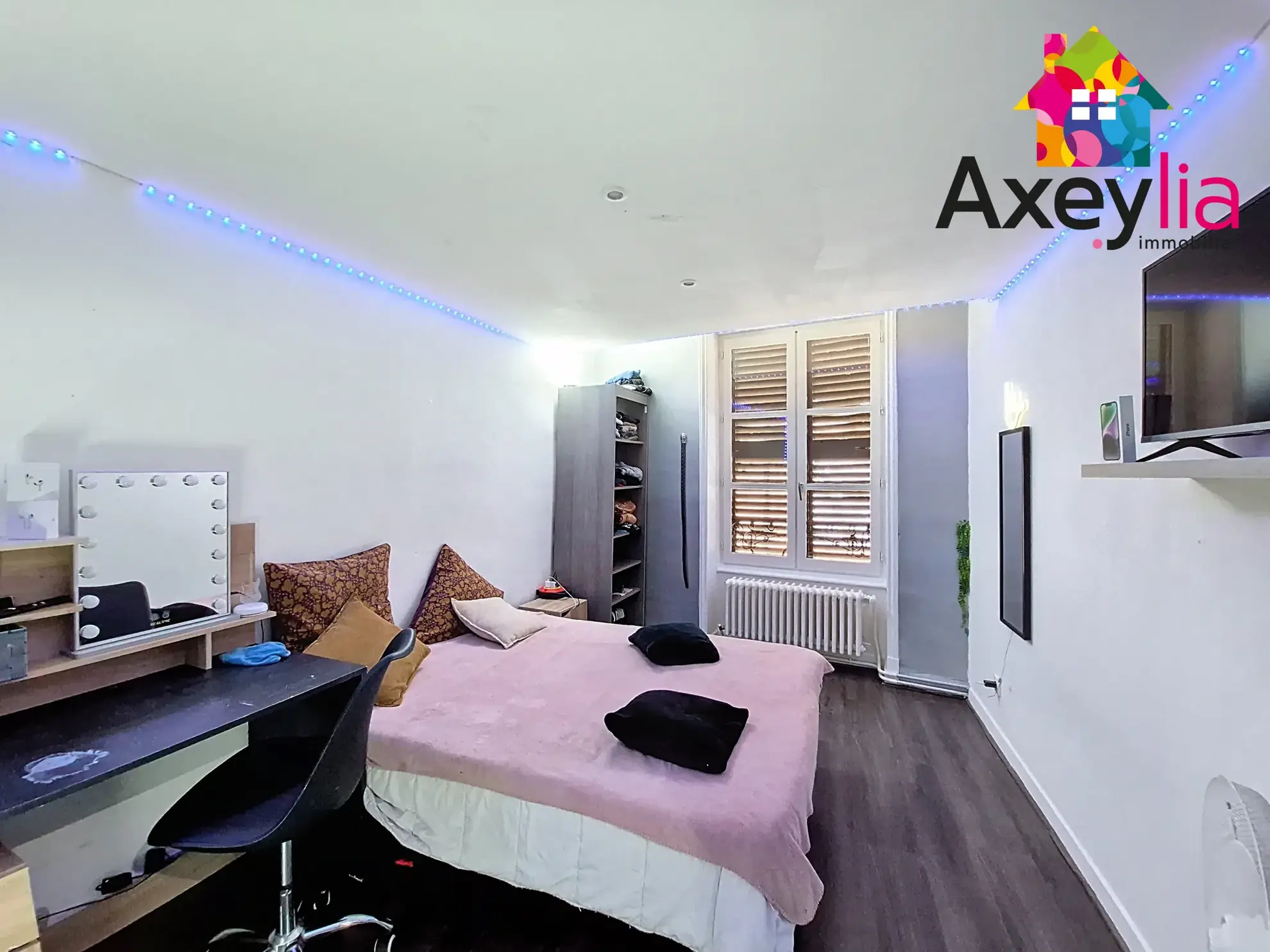 Maison 4 Chambres à Charlieu avec Cour Privative et Dépendance 