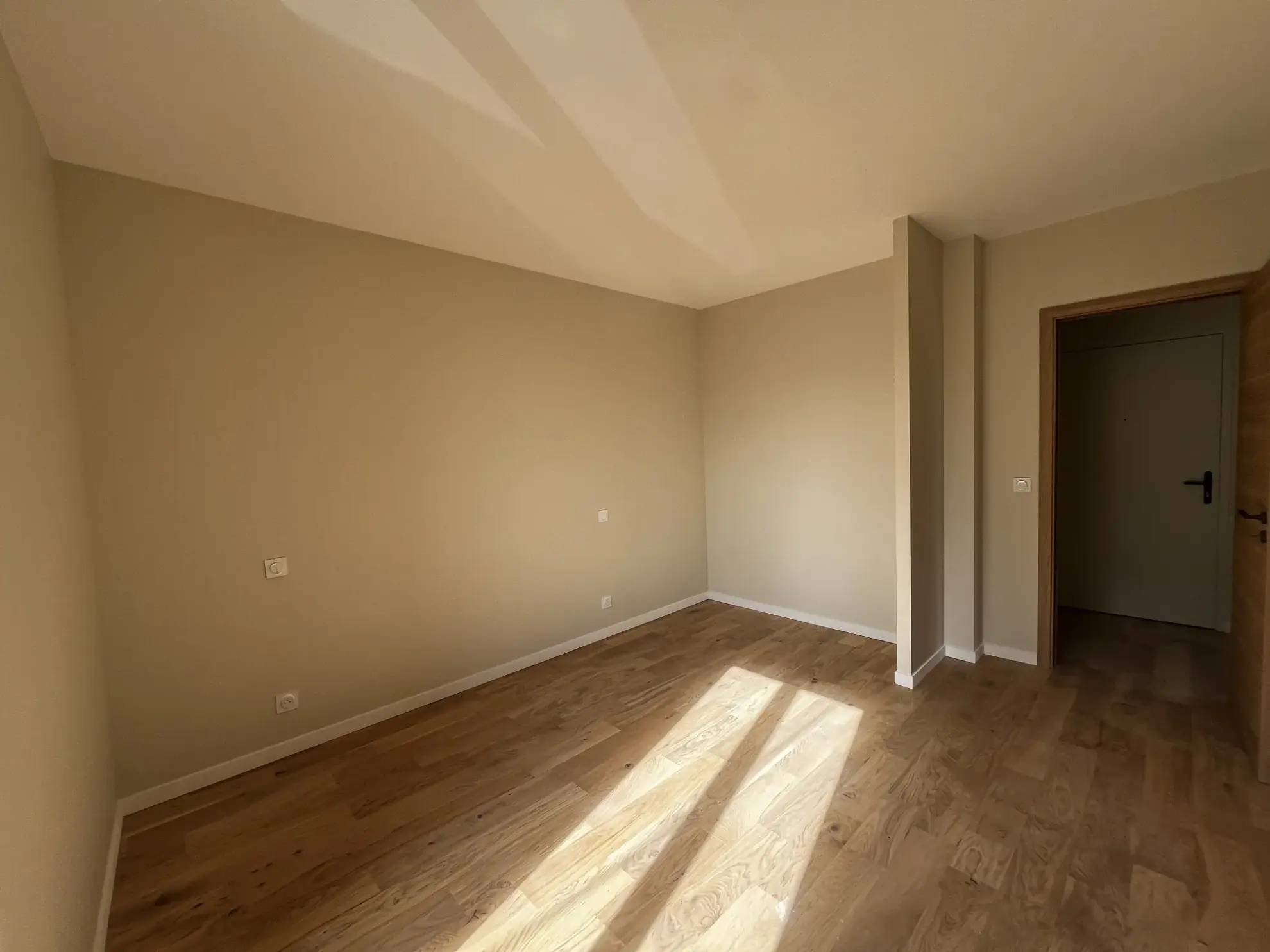 Appartement T3 rénové au cœur de Saint-Malo, proche gare et plage 