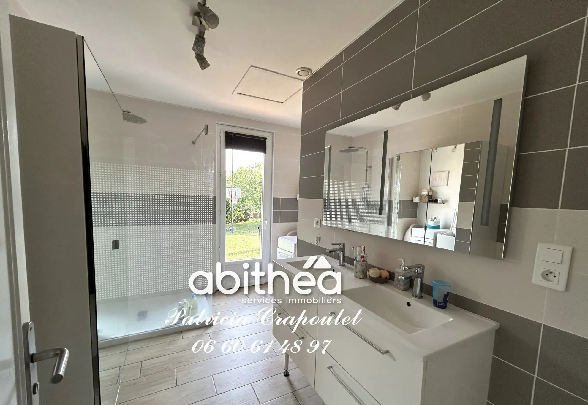 Maison plain-pied à Puymoyen avec jardin et garage - 88 m² 