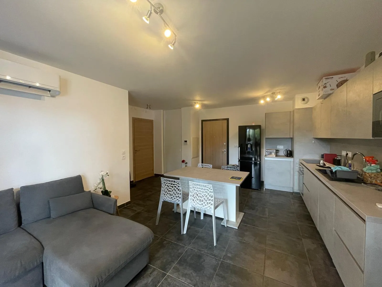 Appartement lumineux 1 chambre avec jardin à Vescovato