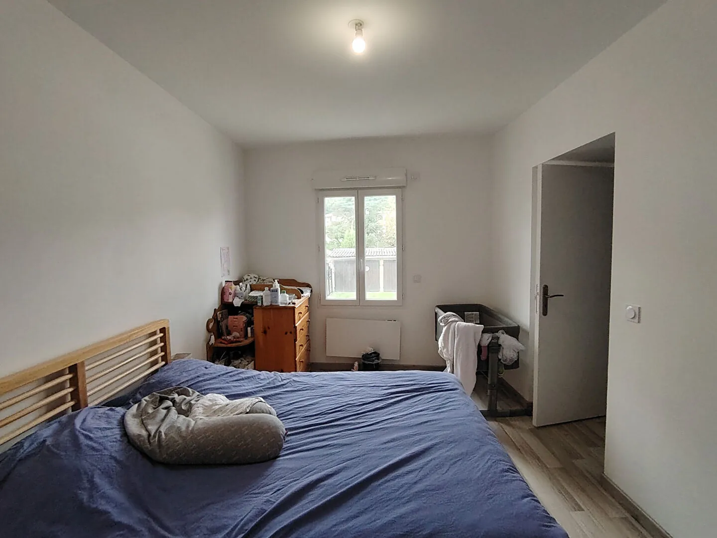 Maison de 86 m² avec terrain à Pont-Evêque, louée jusqu'en 2026 