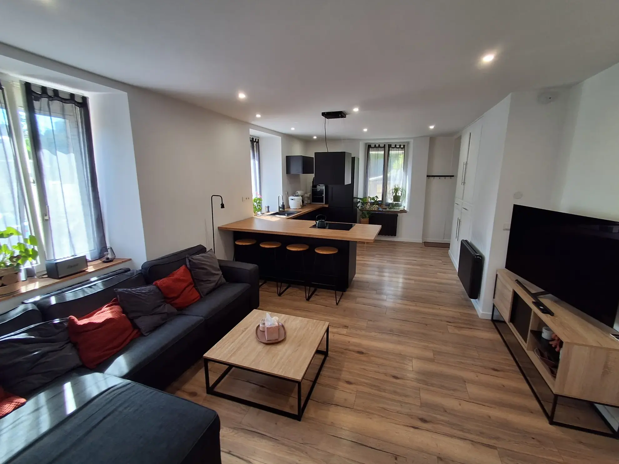 Appartement T2 loué de 55 m² à Villers-le-Lac - Investissement sûr 