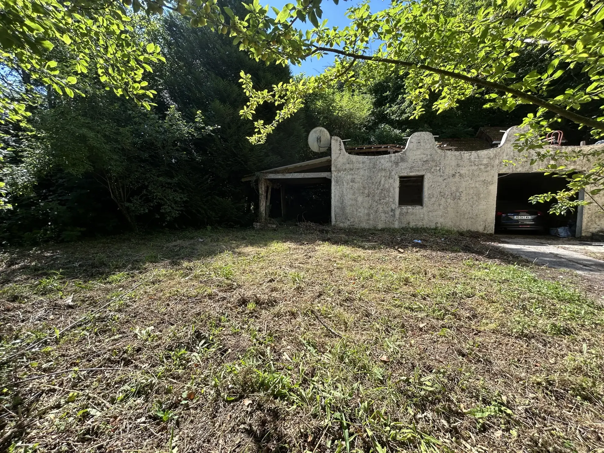 Maison à vendre à Gan - 68 m² avec terrain boisé et dépendance 