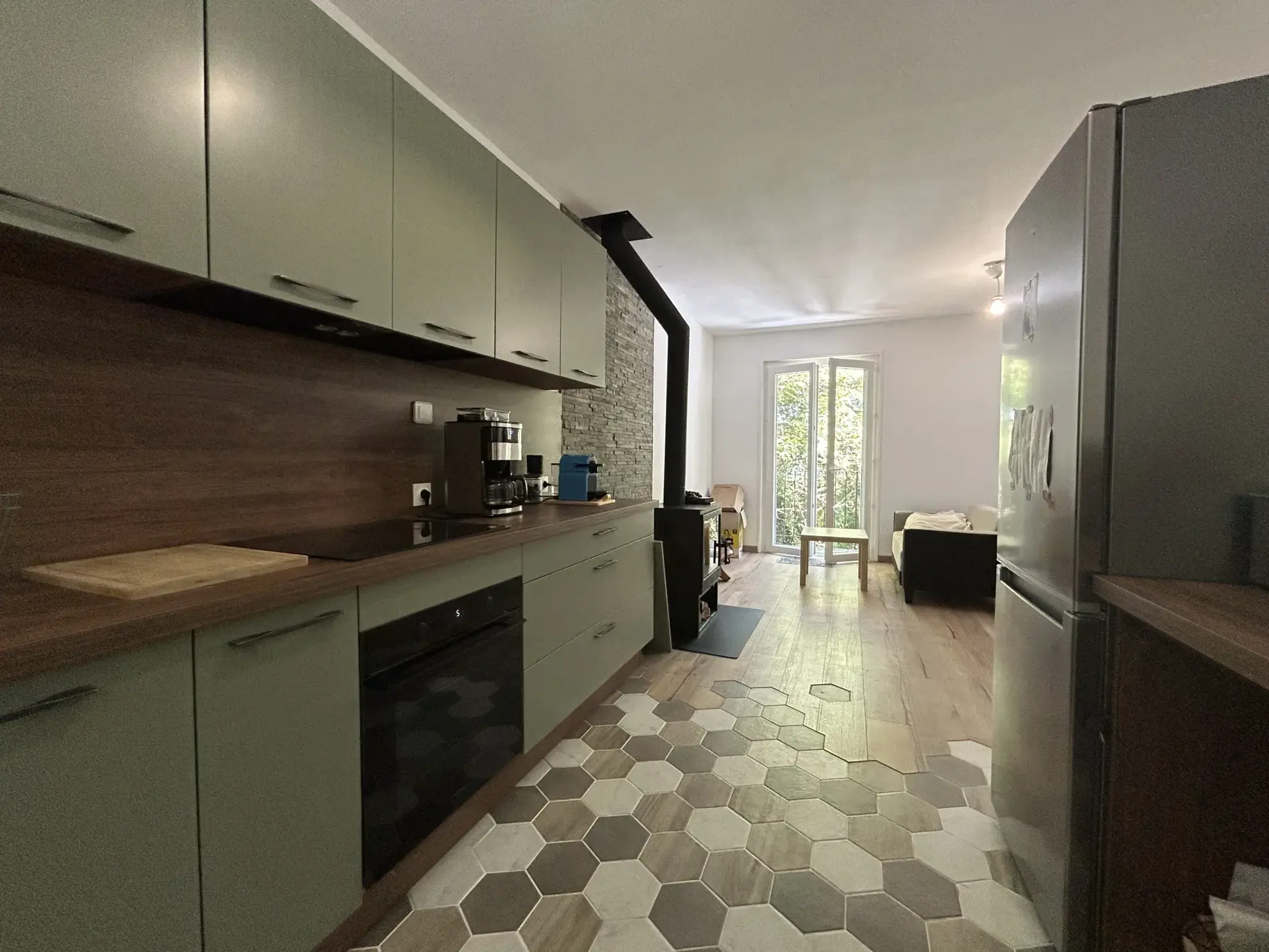 Maison à vendre à Gan - 68 m² avec terrain boisé et dépendance 