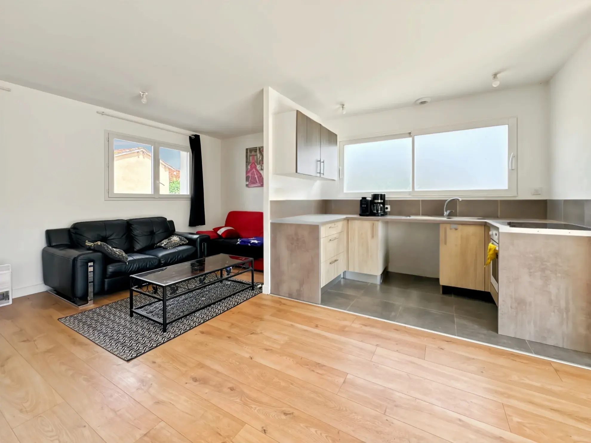 Maison lumineuse avec jardin et vue dégagée à Saint-Jean-de-Thurigneux 