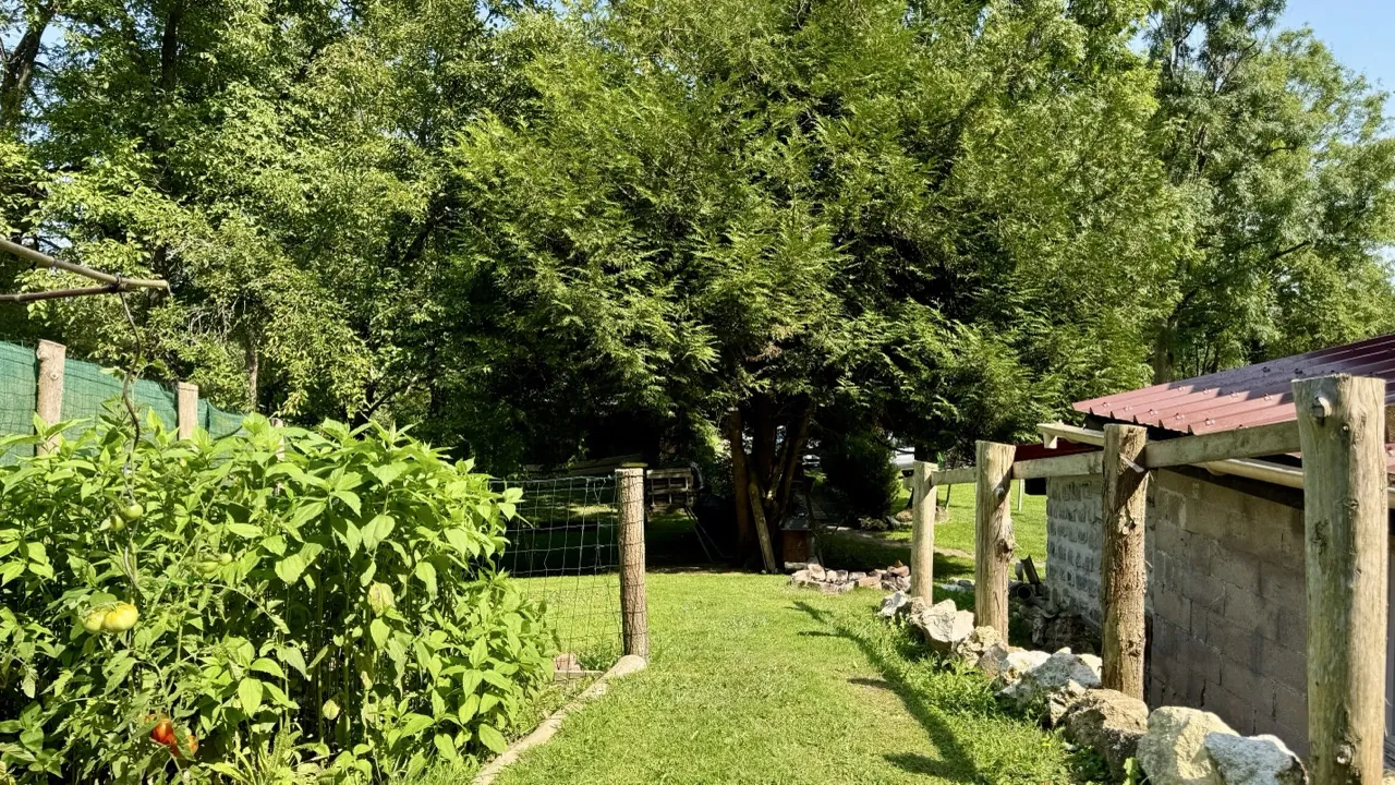 Maison individuelle avec terrain de 1890 m² en bord de Marne à Armentières-en-Brie 