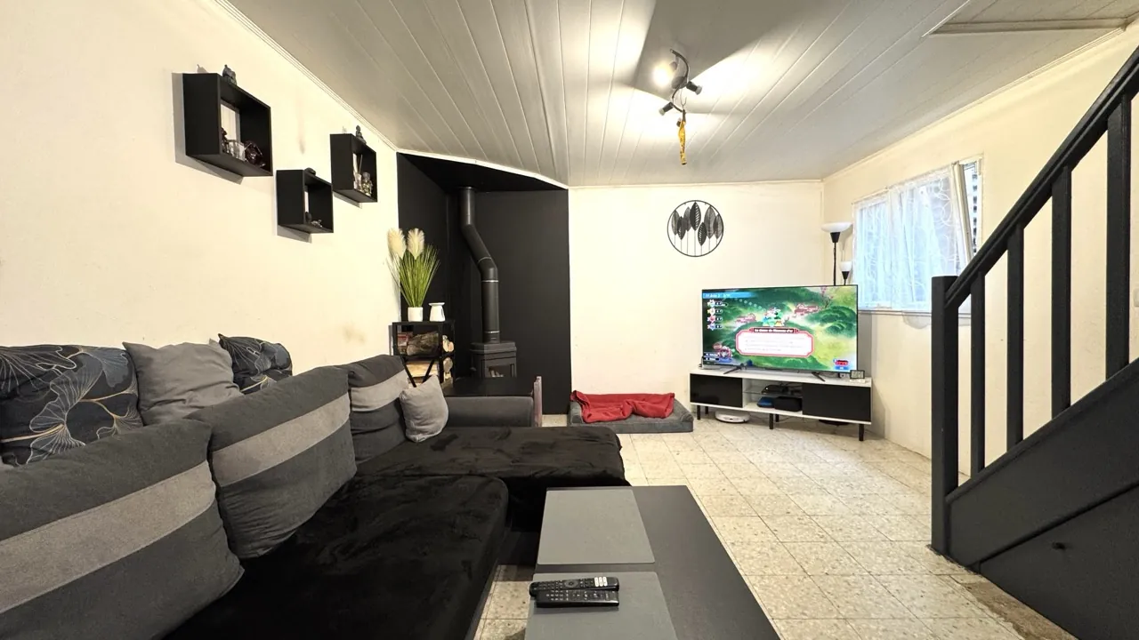 Maison individuelle avec terrain de 1890 m² en bord de Marne à Armentières-en-Brie 