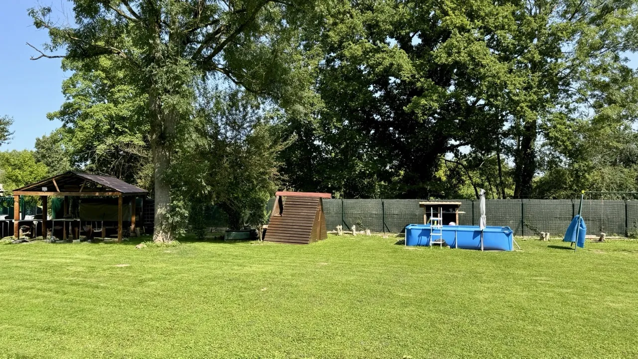Maison individuelle avec terrain de 1890 m² en bord de Marne à Armentières-en-Brie 