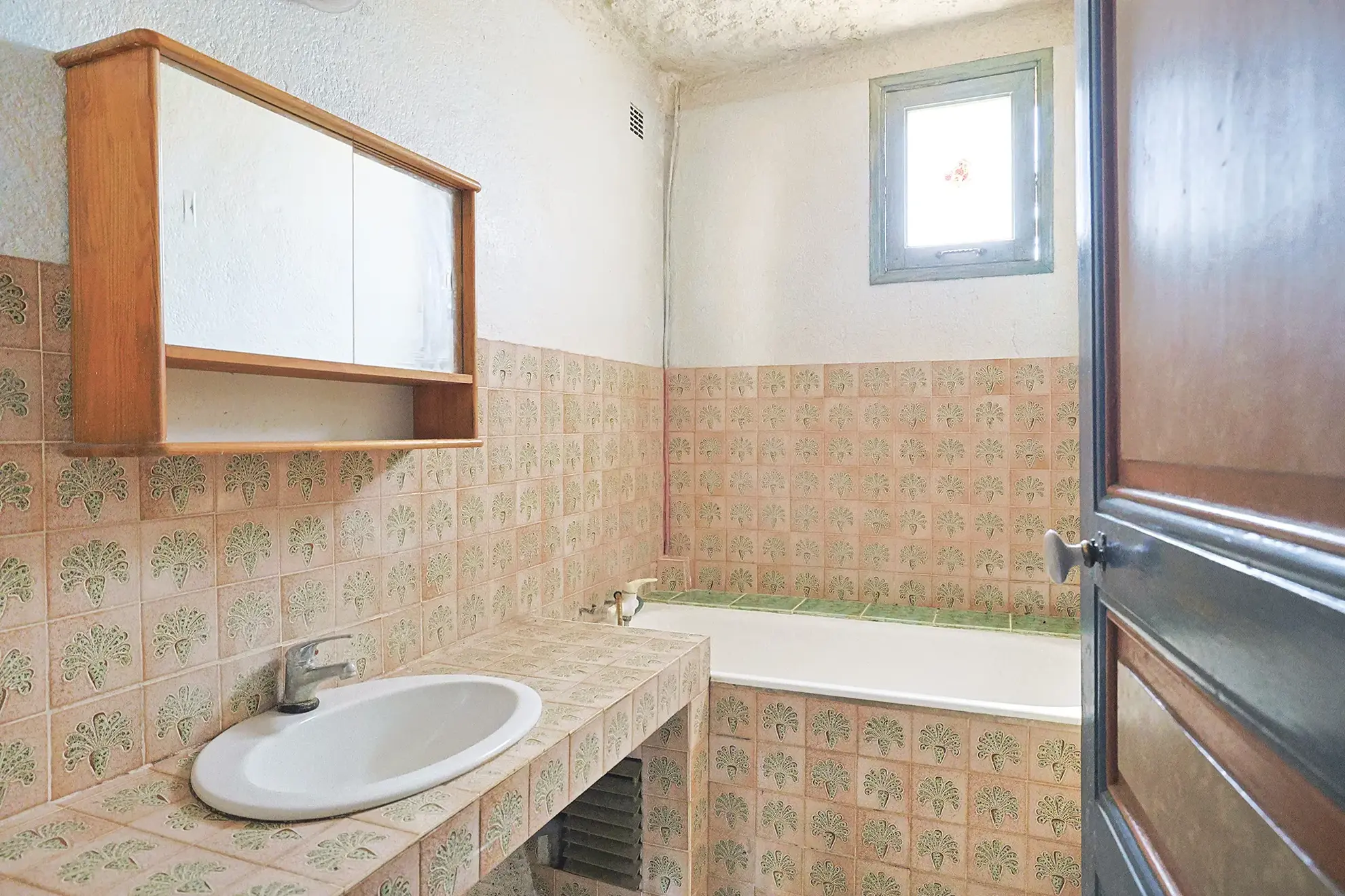 Villa 125m² à Solliès-Toucas avec grand terrain et vue panoramique 