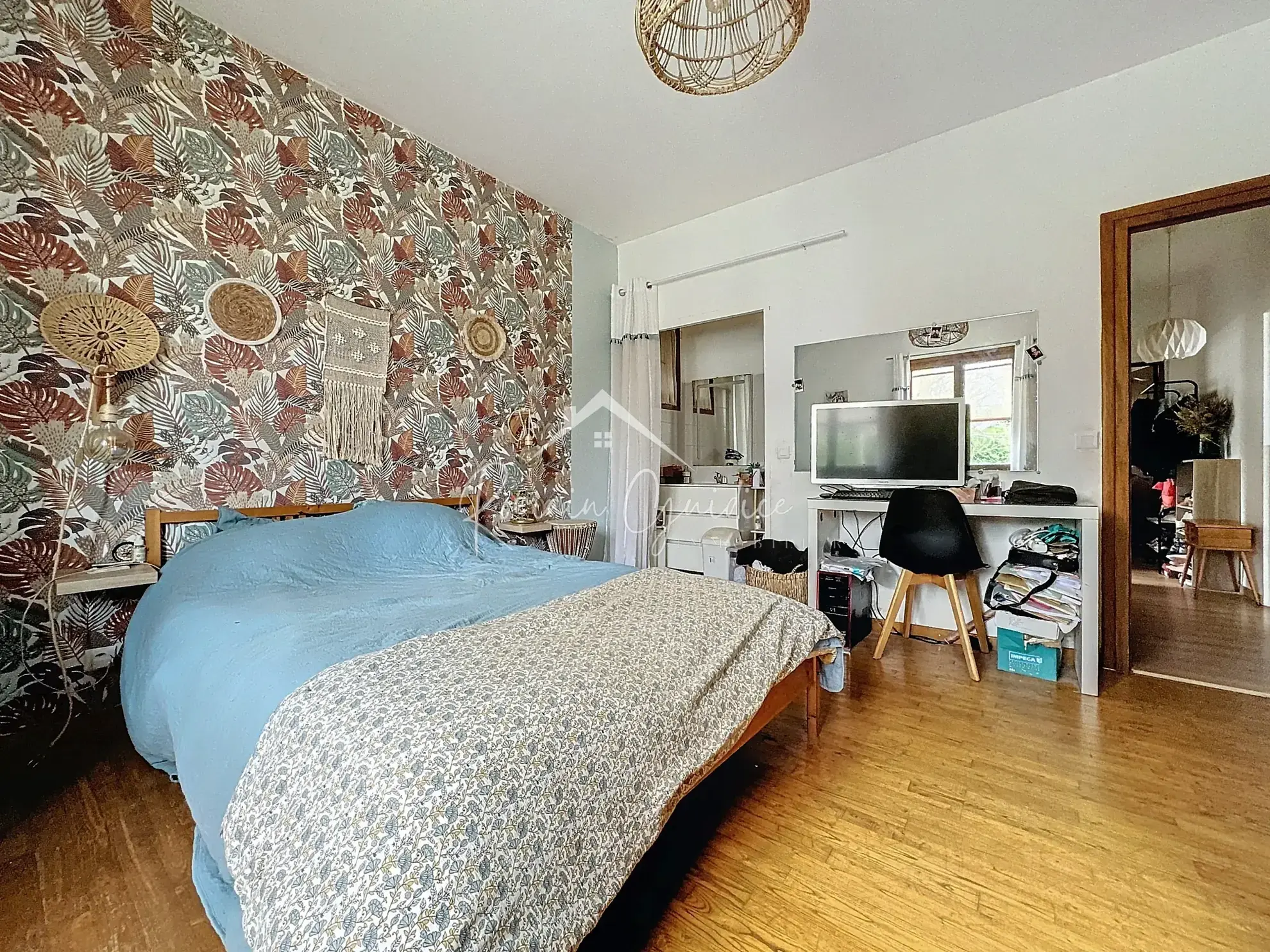 Maison Type 6 de 166 m² avec vue dégagée face à un grand terrain de 941 m² à Saint-Léons 