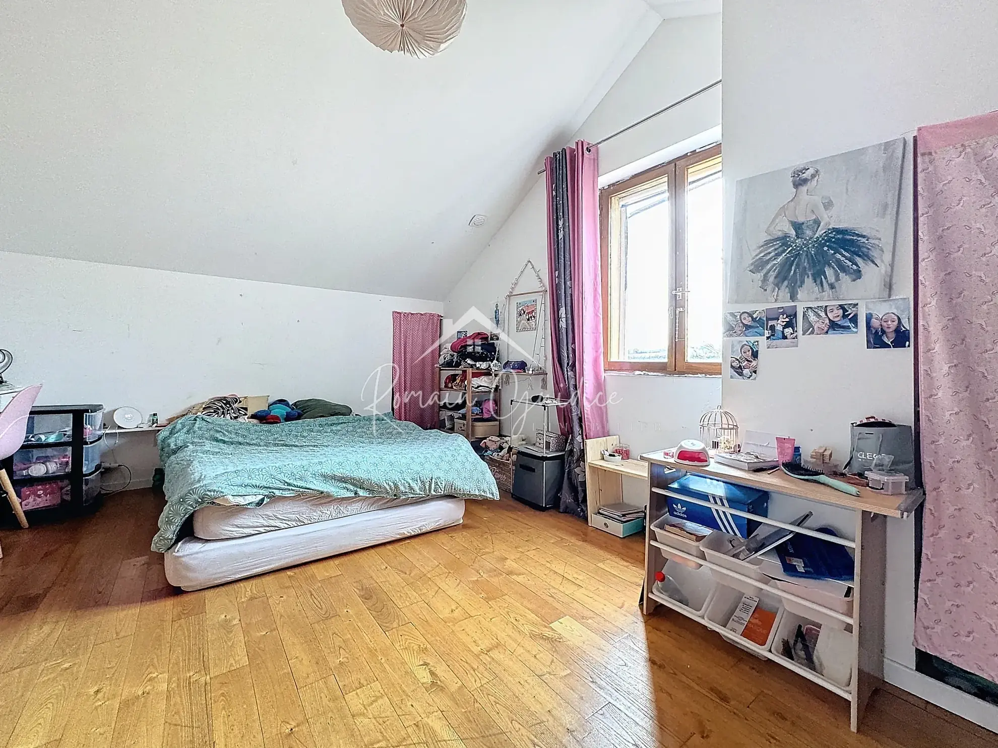 Maison Type 6 de 166 m² avec vue dégagée face à un grand terrain de 941 m² à Saint-Léons 