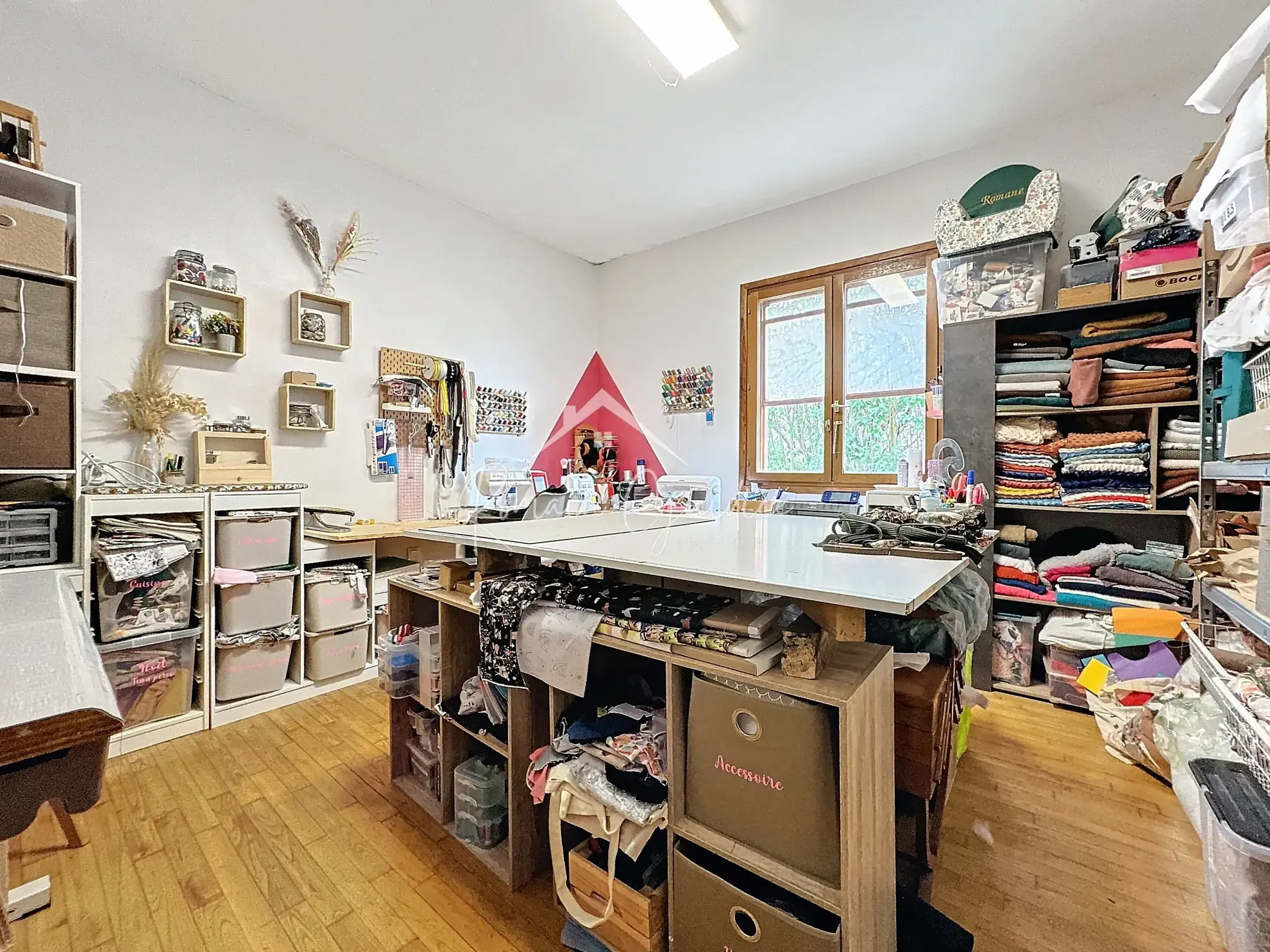 Maison Type 6 de 166 m² avec vue dégagée face à un grand terrain de 941 m² à Saint-Léons 