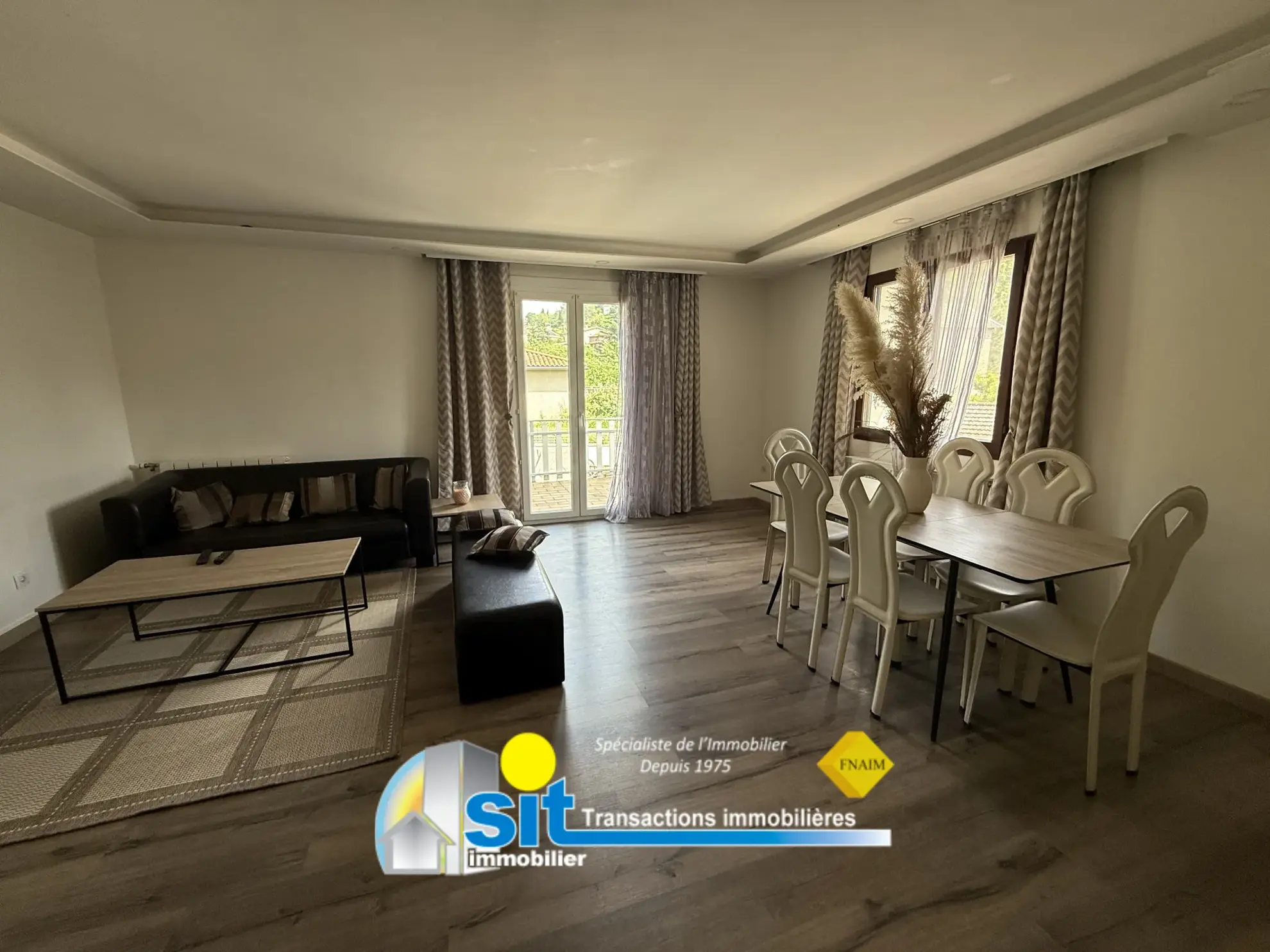 Charmante villa avec piscine et grands volumes à Saint-Maurice-l’Exil 