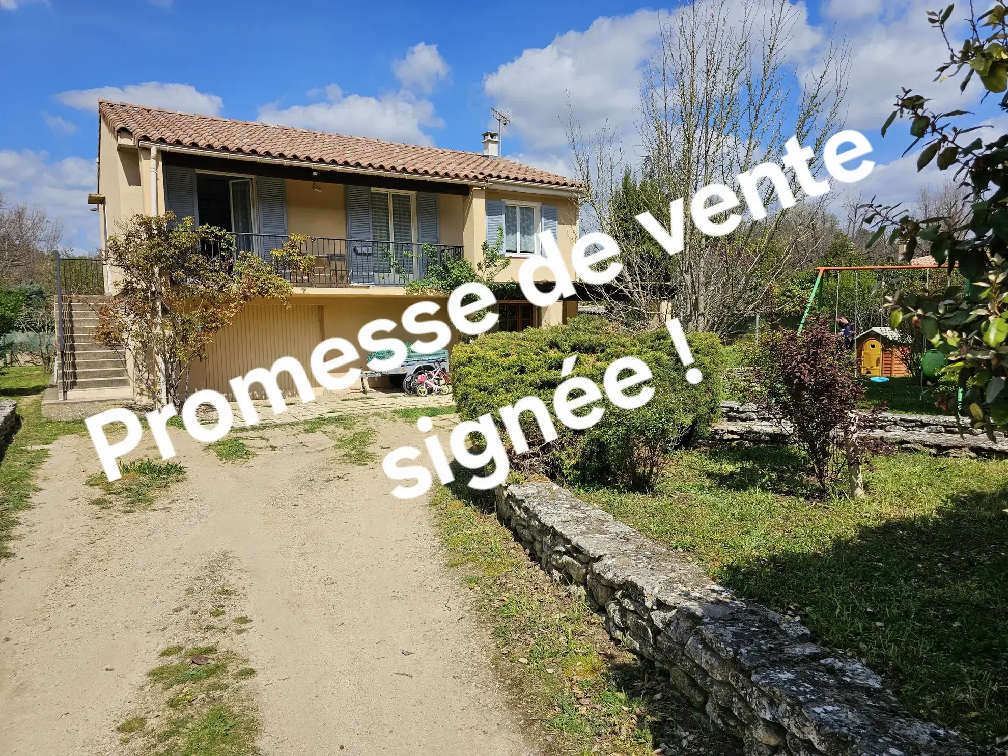 Maison rénovée avec jardin et annexe à Saignon - Luberon