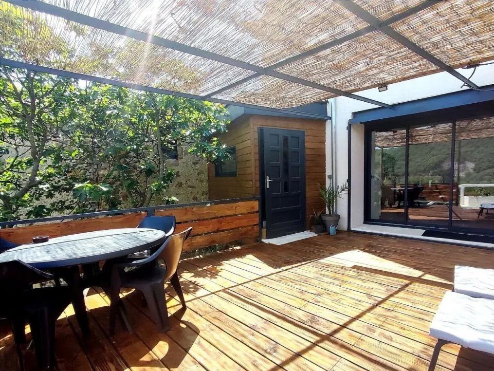 Maison de village avec 2 chambres et terrasse à Molieres-sur-Cèze