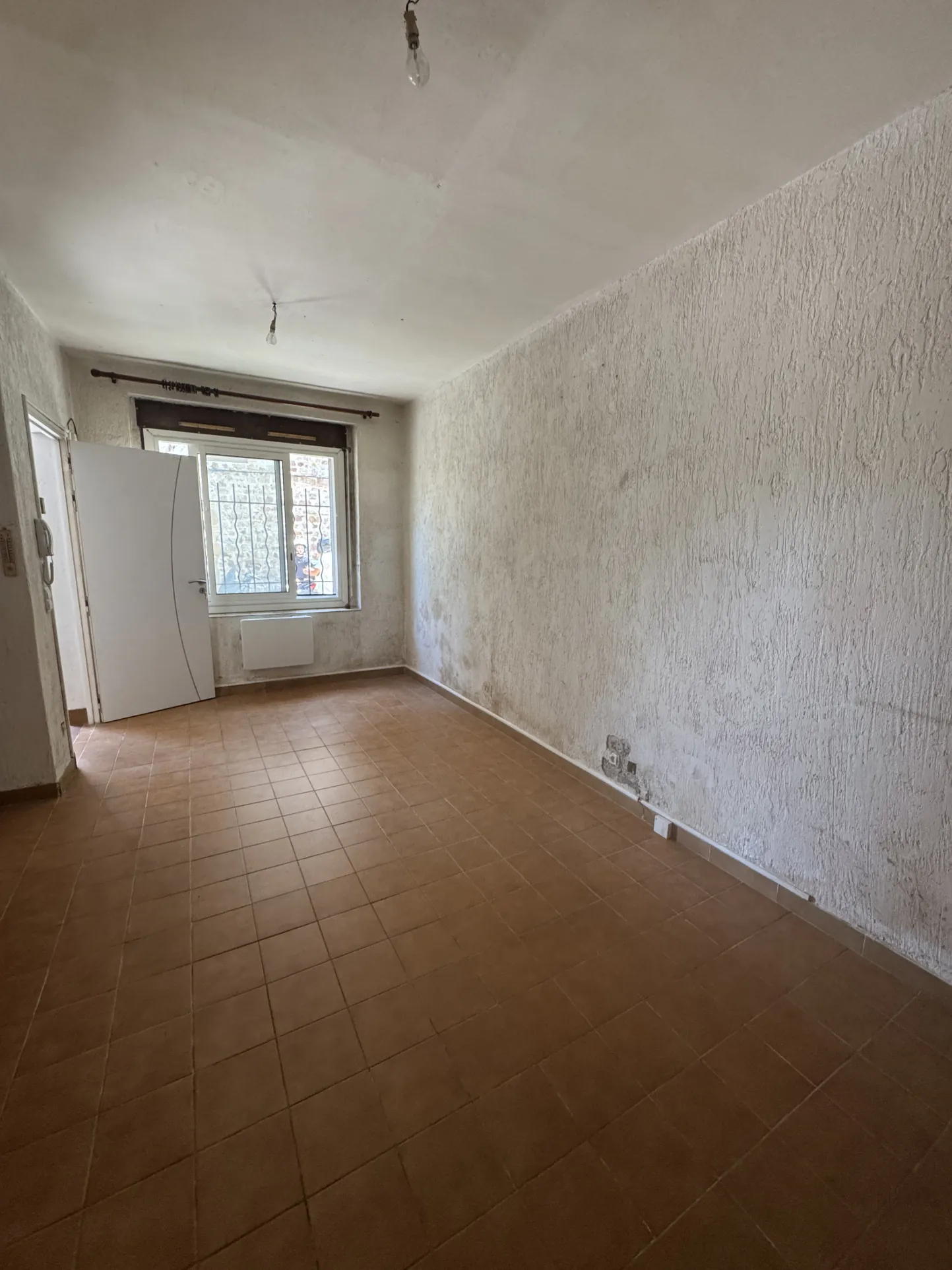 Investissement immobilier à Fréjus : deux studios avec potentiel locatif immédiat 