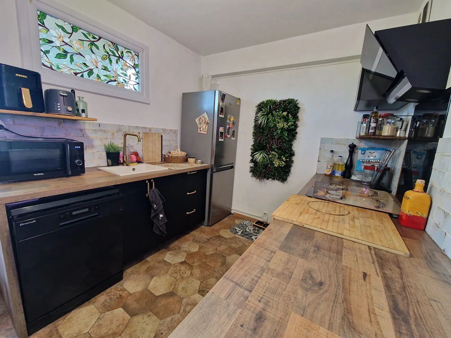 Bel appartement 3 pièces avec balcon, cave à Gardanne 