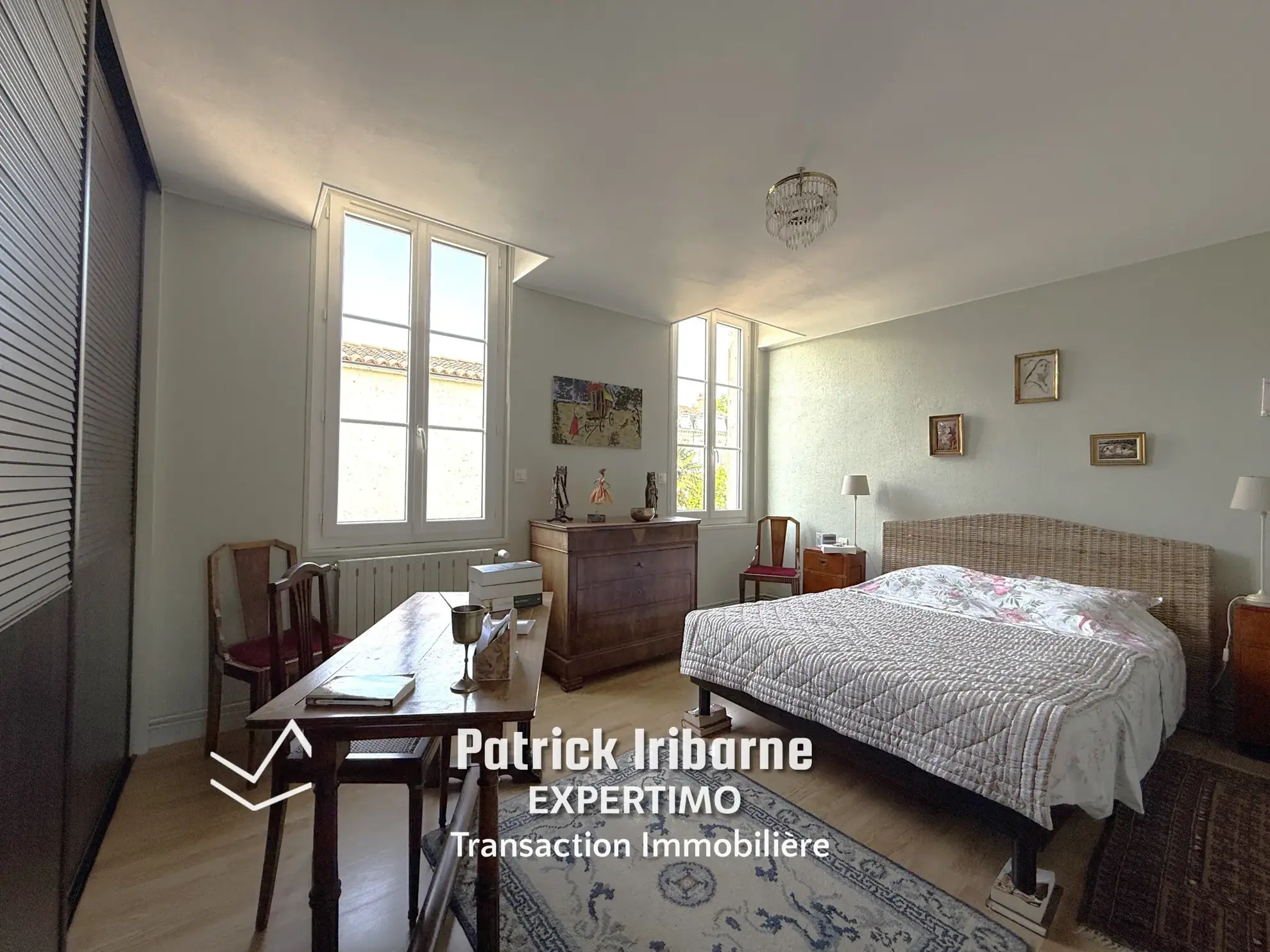 Maison de ville avec 3 chambres à Saintes – Confort et proximité 