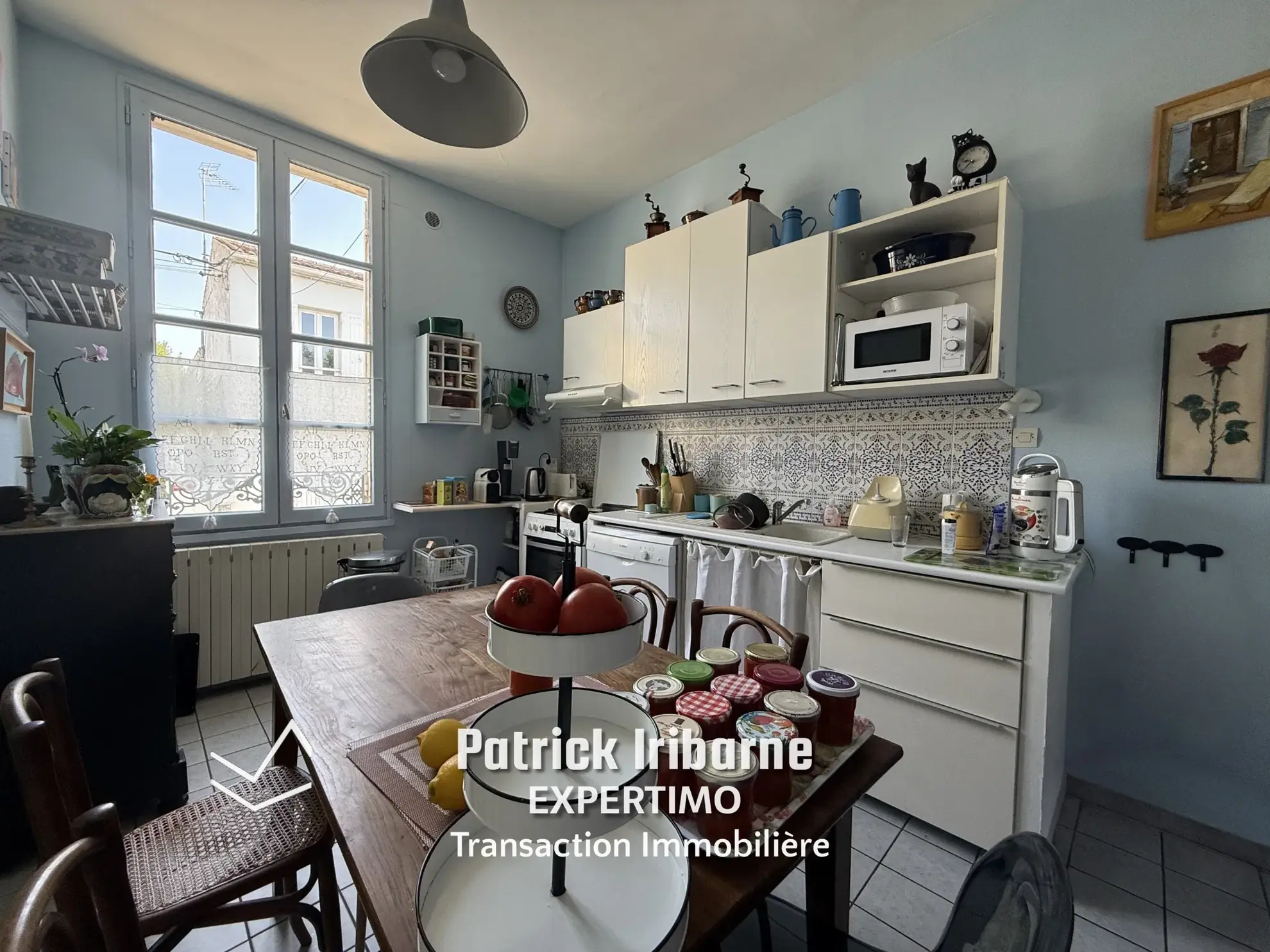 Maison de ville avec 3 chambres à Saintes – Confort et proximité 