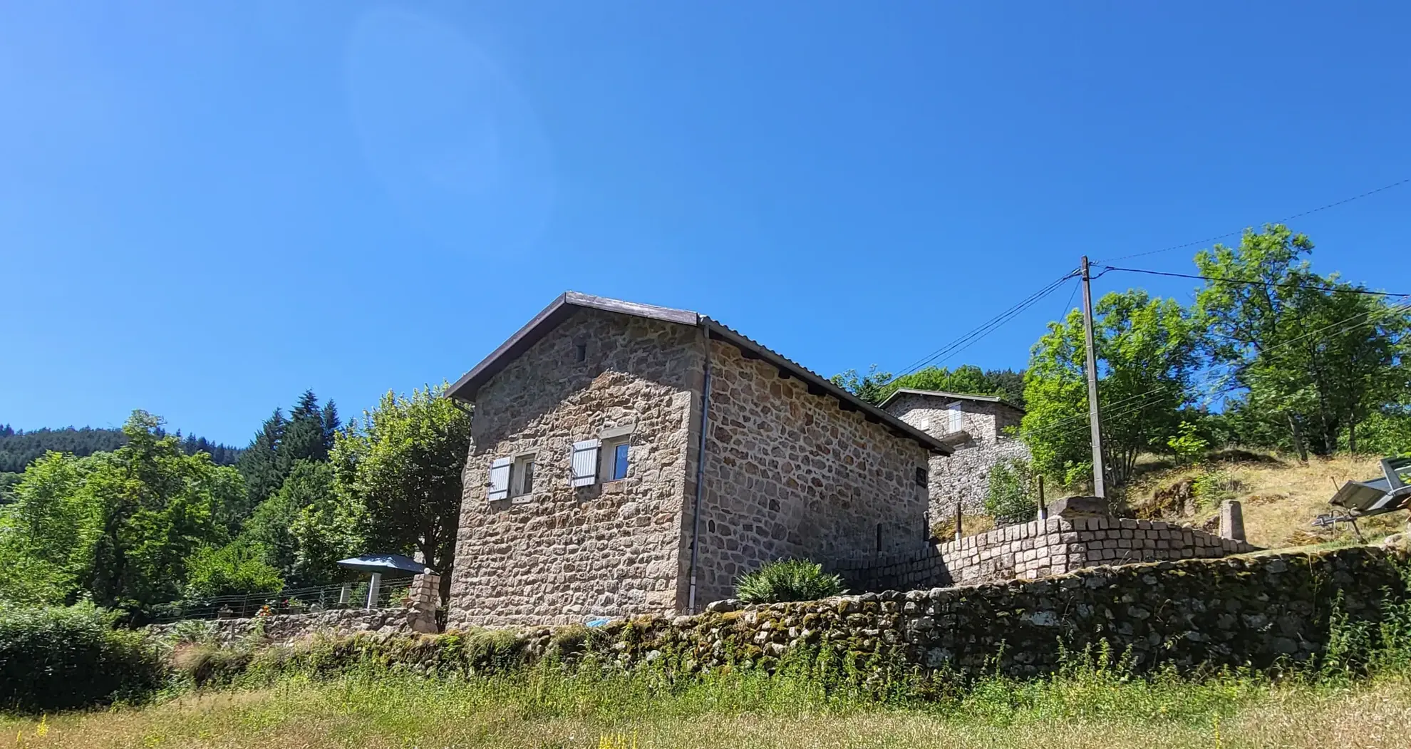Belle maison en pierre à Dornas avec terrasse et vue montagne - Ardèche 07 