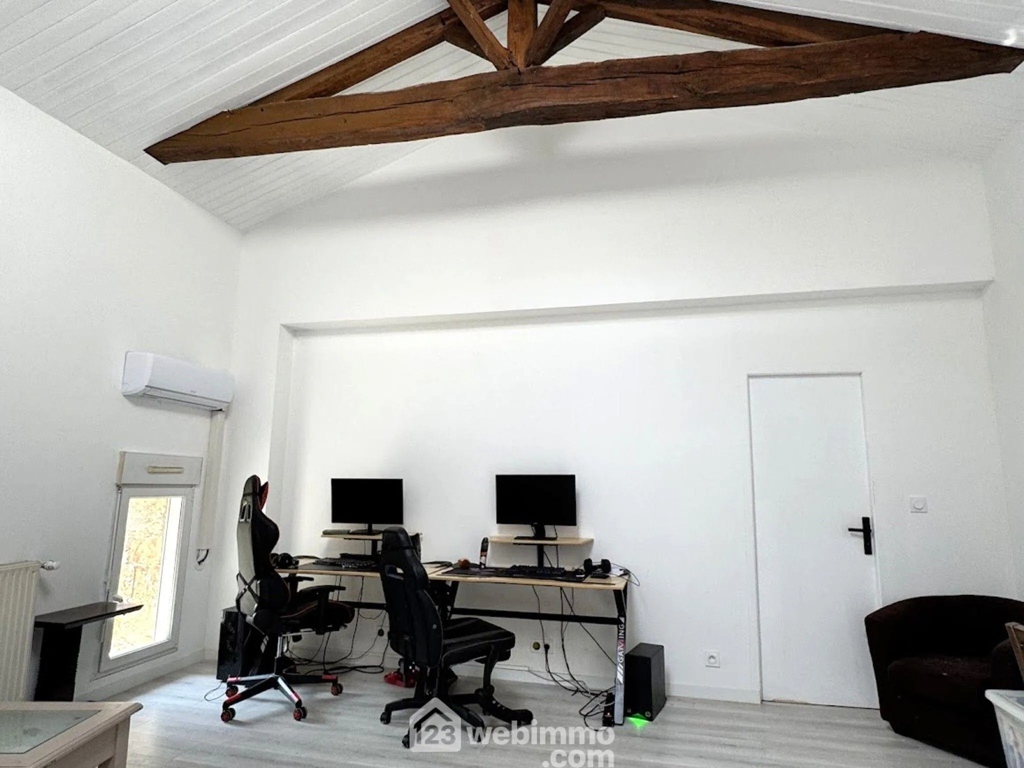 Maison spacieuse de 180 m² avec potentiel touristique à Saint Amand sur Sèvre 