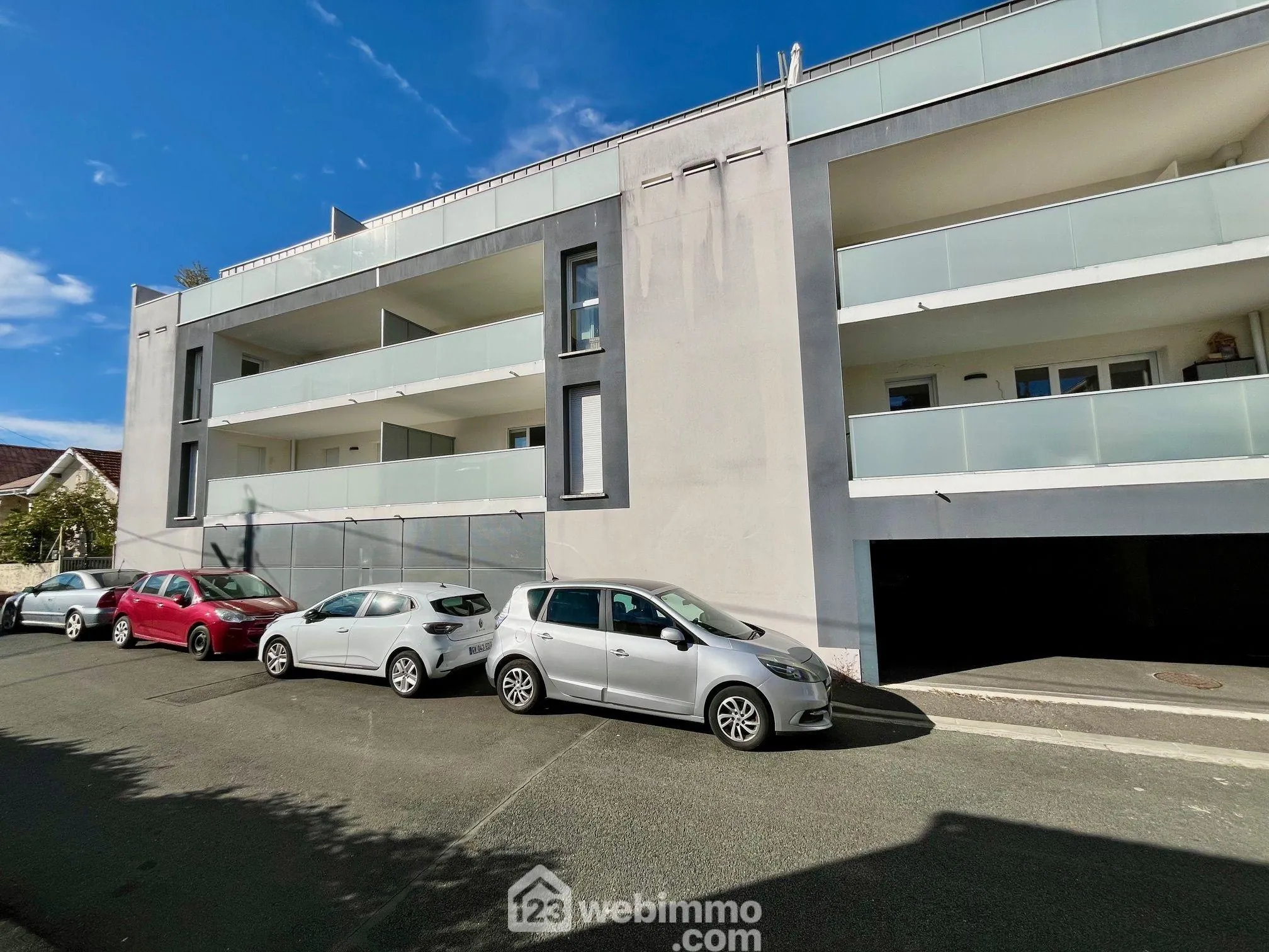 Appartement de 45 m² avec terrasse à Villenave-d'Ornon, proche Bordeaux 