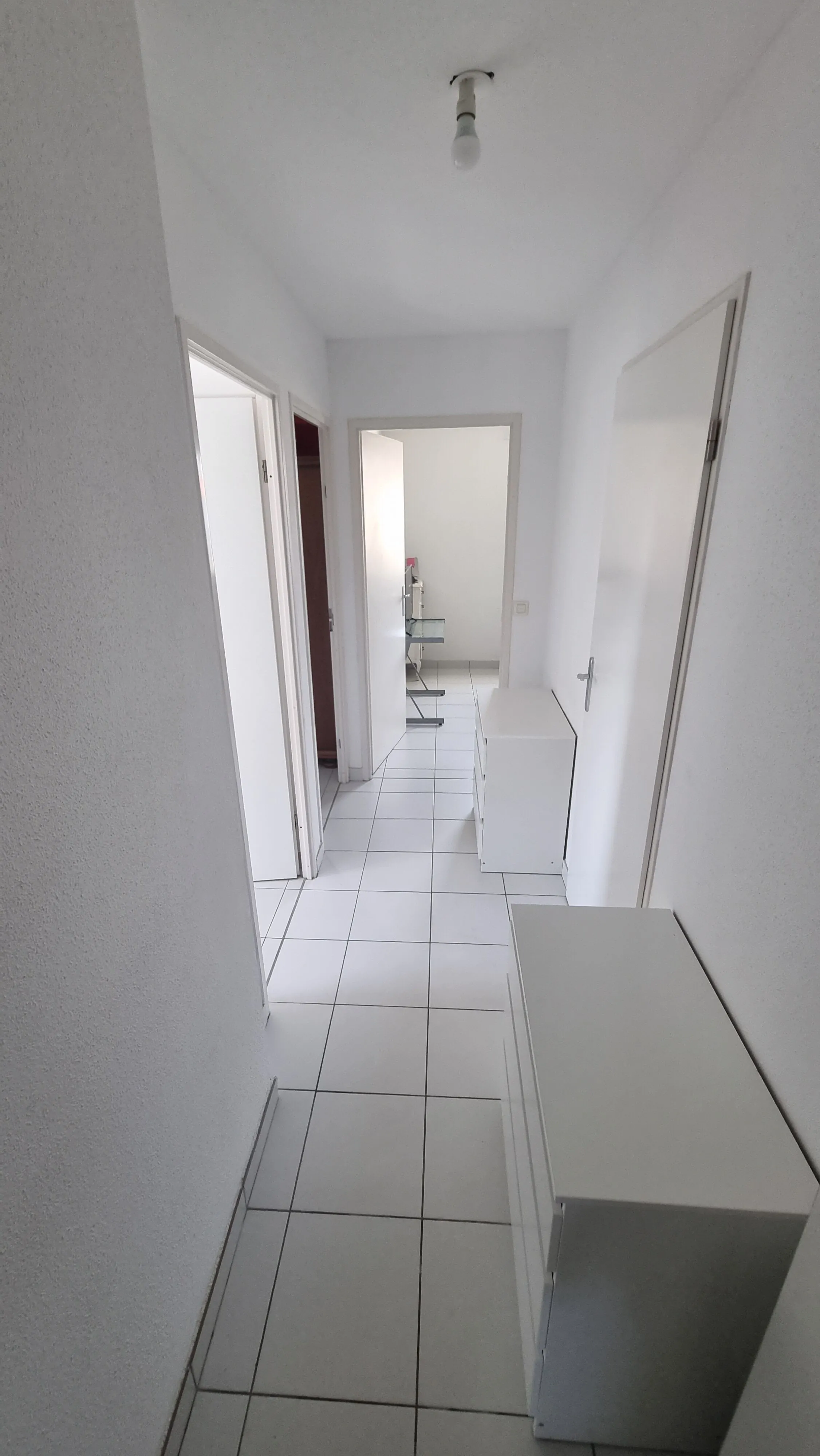 À vendre appartement T4 lumineux avec terrasse et piscine à Roanne 