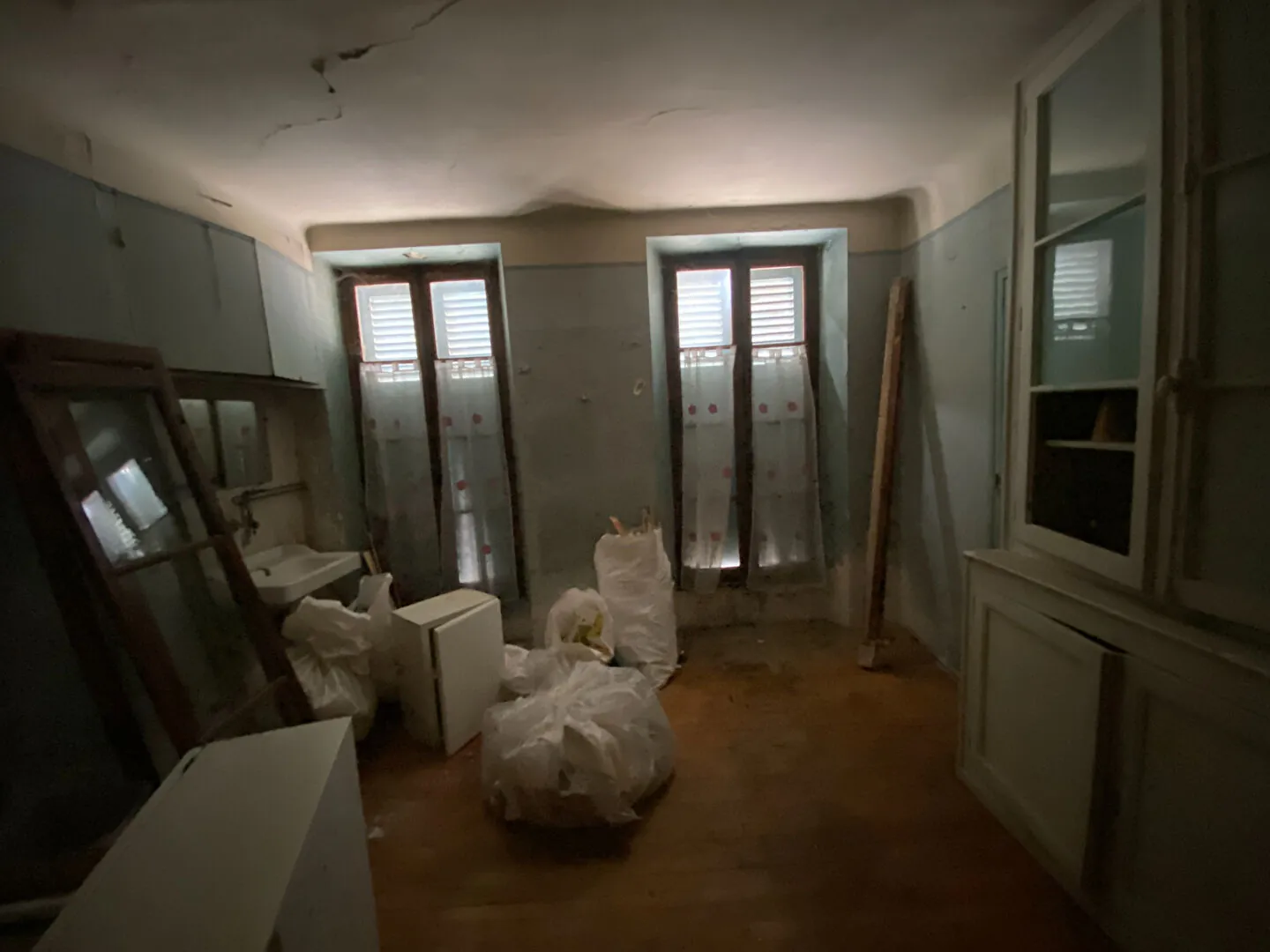 Appartement à Veynes avec fort potentiel pour investissement et rénovation 