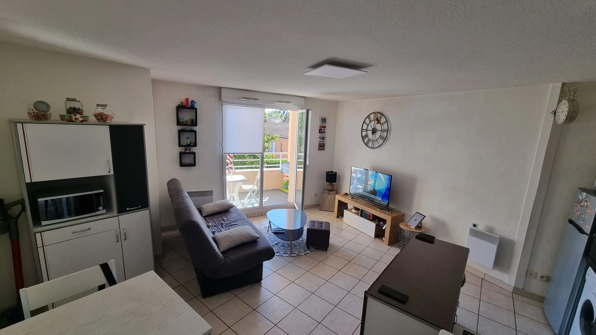 Appartement T3 avec parking à Villerest à vendre - Loué et bien situé 