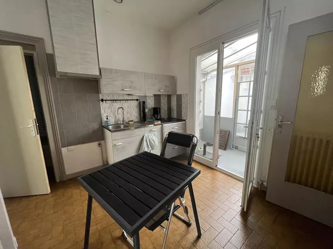 Charmante maison de ville à Roanne avec garage et terrasse - 90 m² 