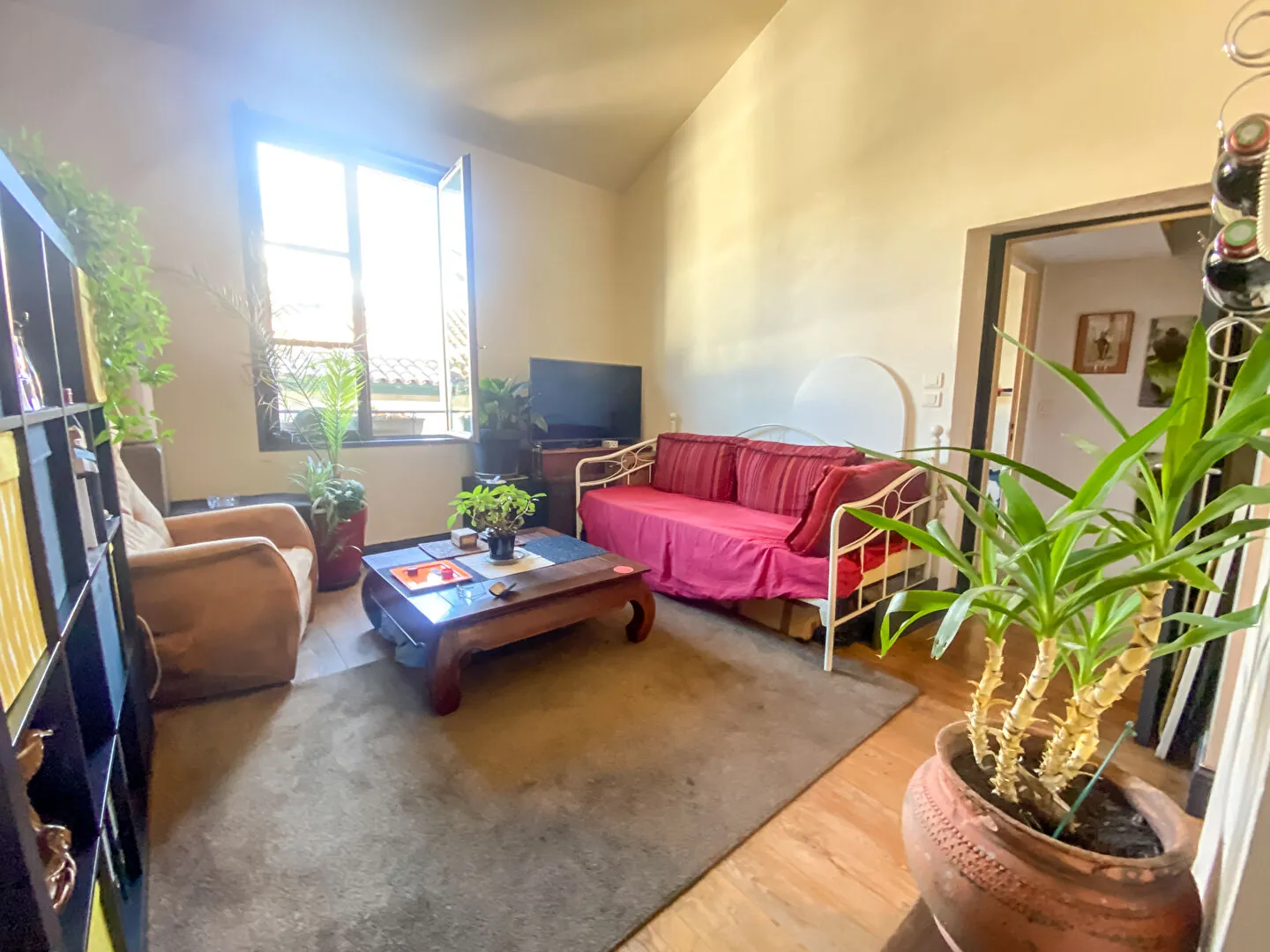 Appartement T2 de 34 m² au cœur de Bayonne avec ascenseur et charme historique 