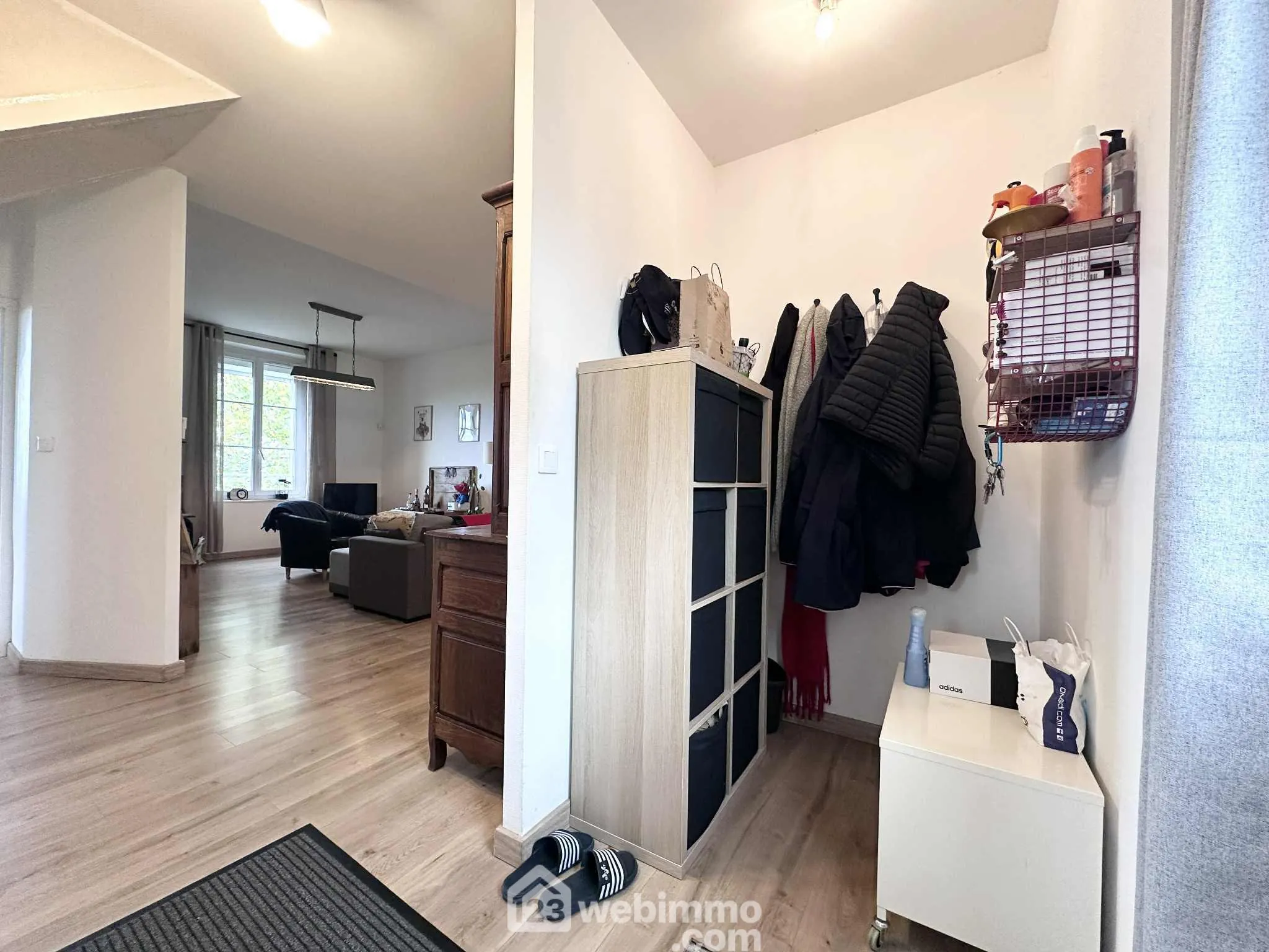 Maison de 100 m² avec terrain et parking à Laon – Opportunité rare 