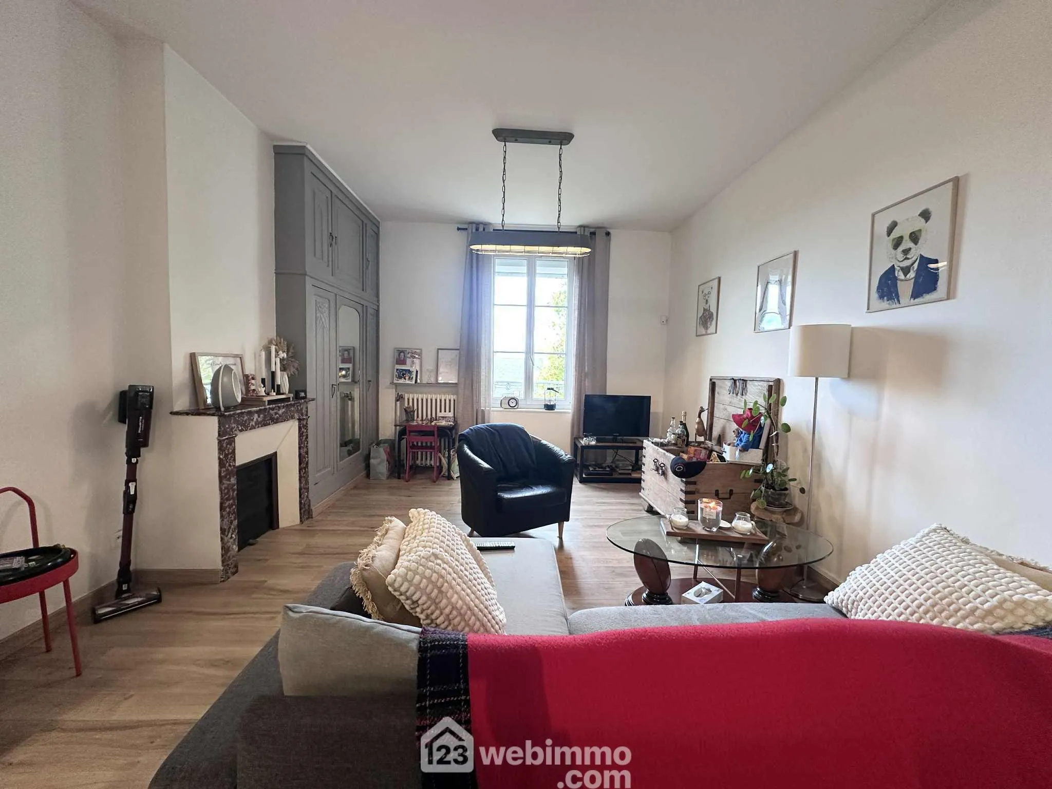 Maison de 100 m² avec terrain et parking à Laon – Opportunité rare 