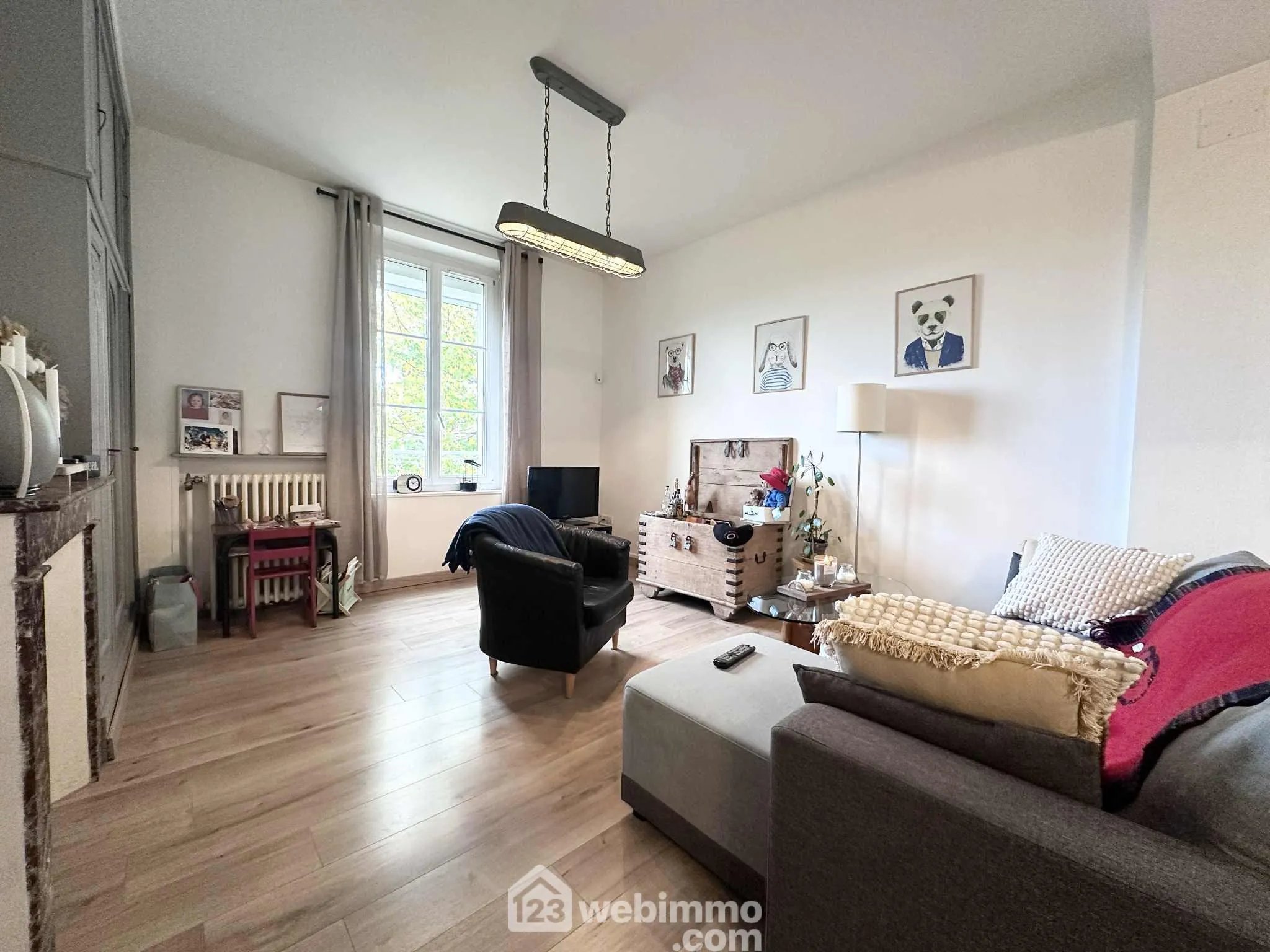 Maison de 100 m² avec terrain et parking à Laon – Opportunité rare 